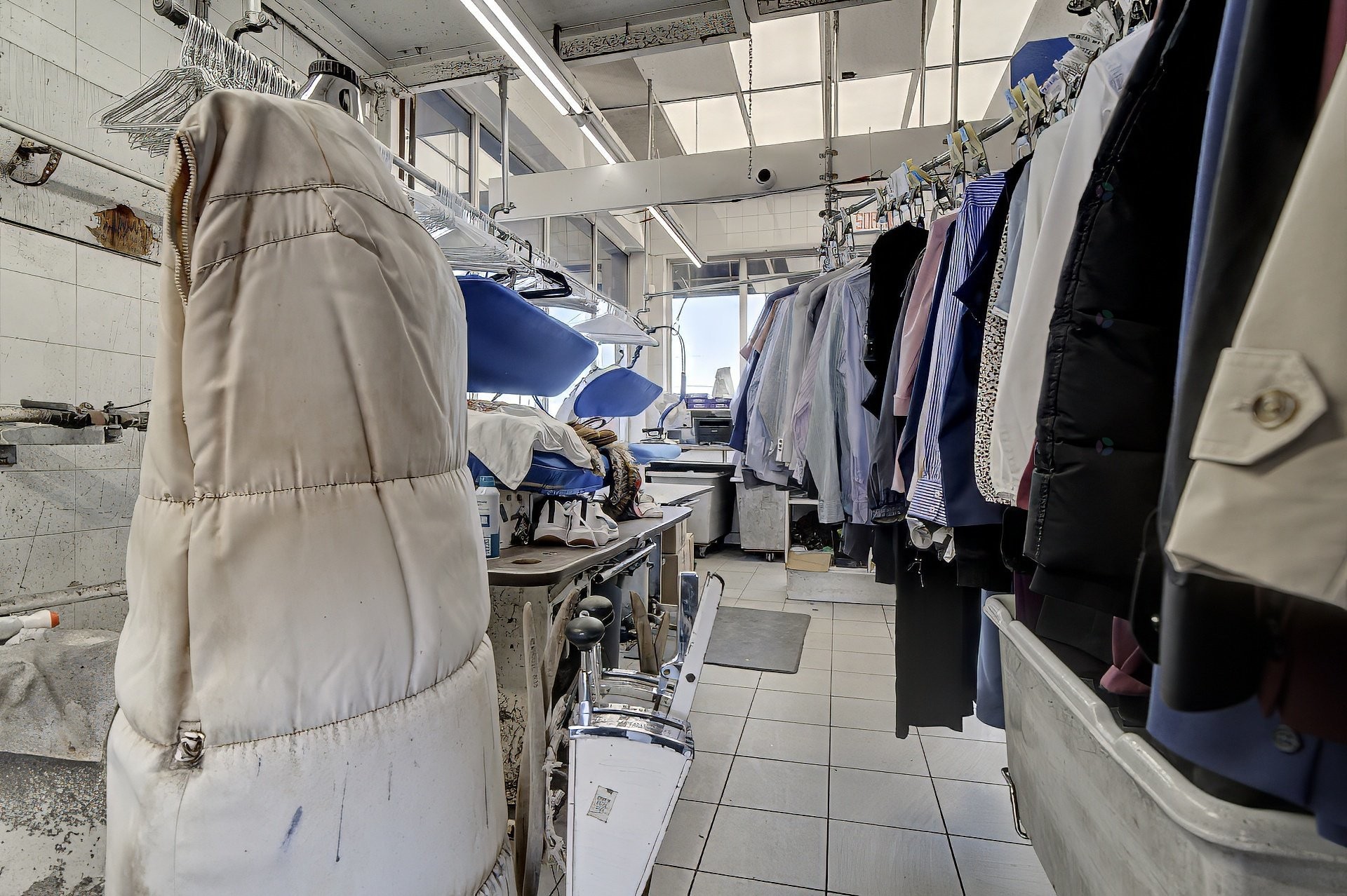 









11685


Boul. de Pierrefonds

,
Montréal (Pierrefonds-Roxboro),




QC
H9A1A1

