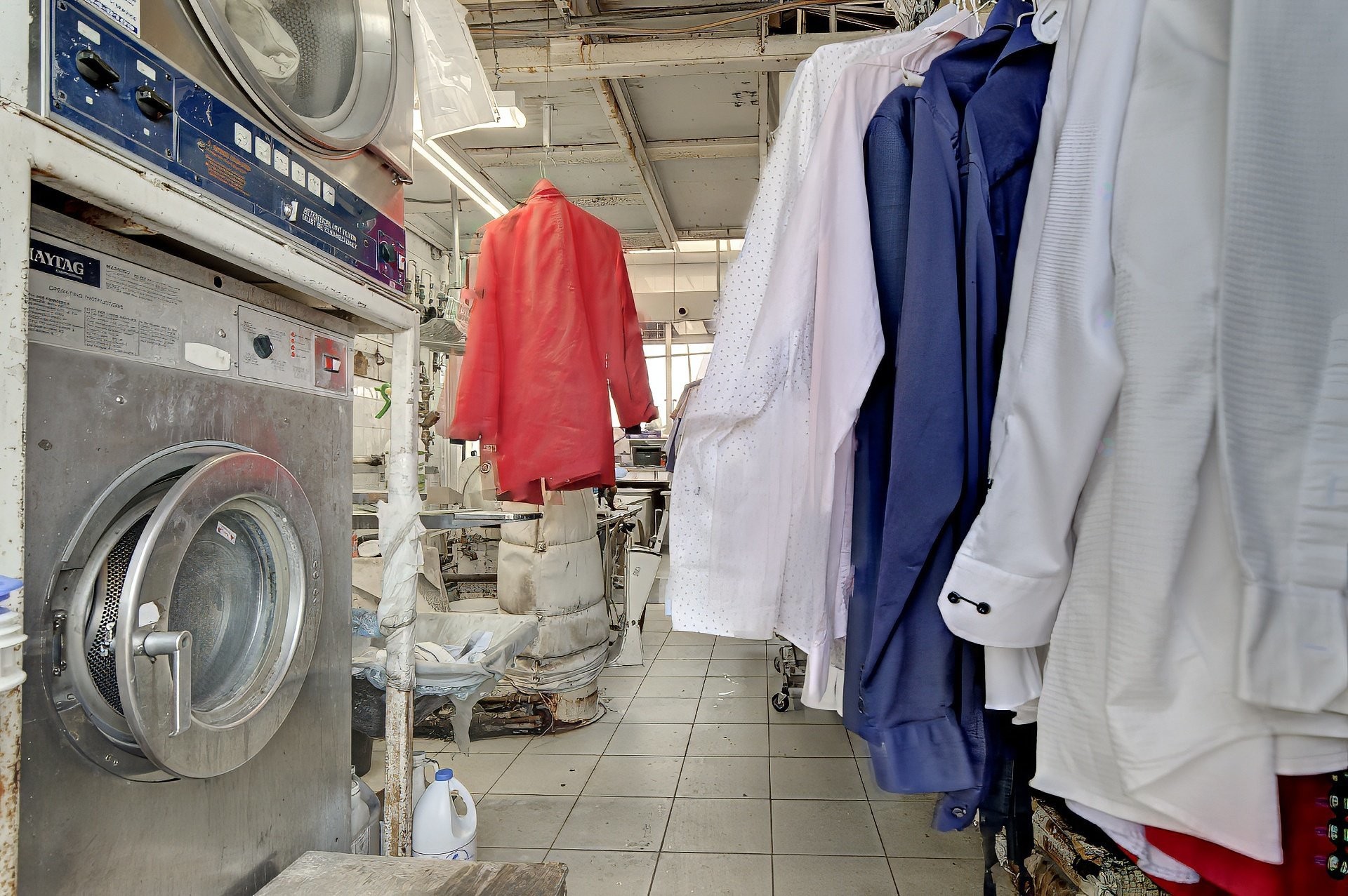 









11685


Boul. de Pierrefonds

,
Montréal (Pierrefonds-Roxboro),




QC
H9A1A1

