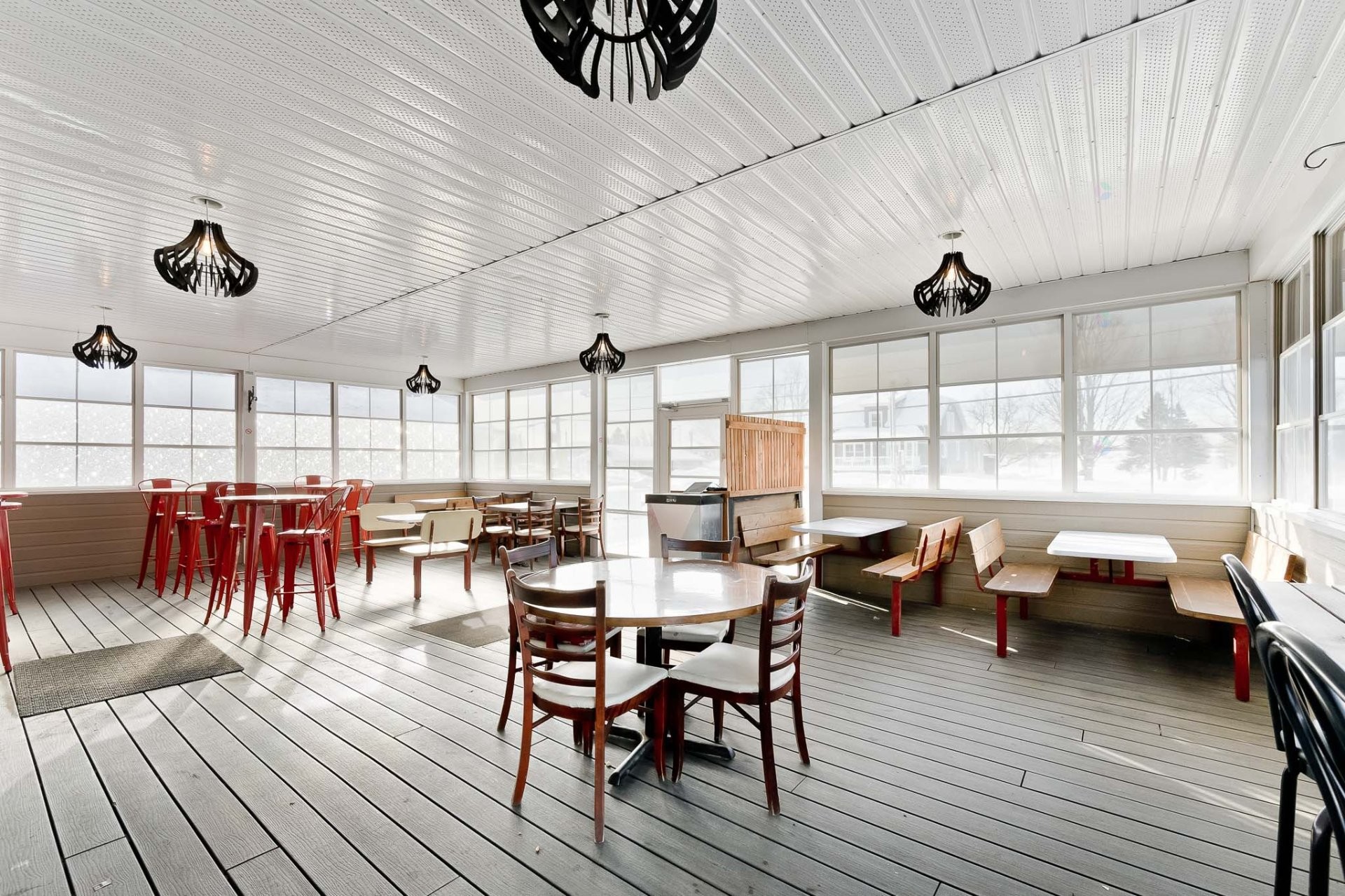 









442


Rue Principale

,
Saint-Georges-de-Windsor,




QC
J0A1J0

