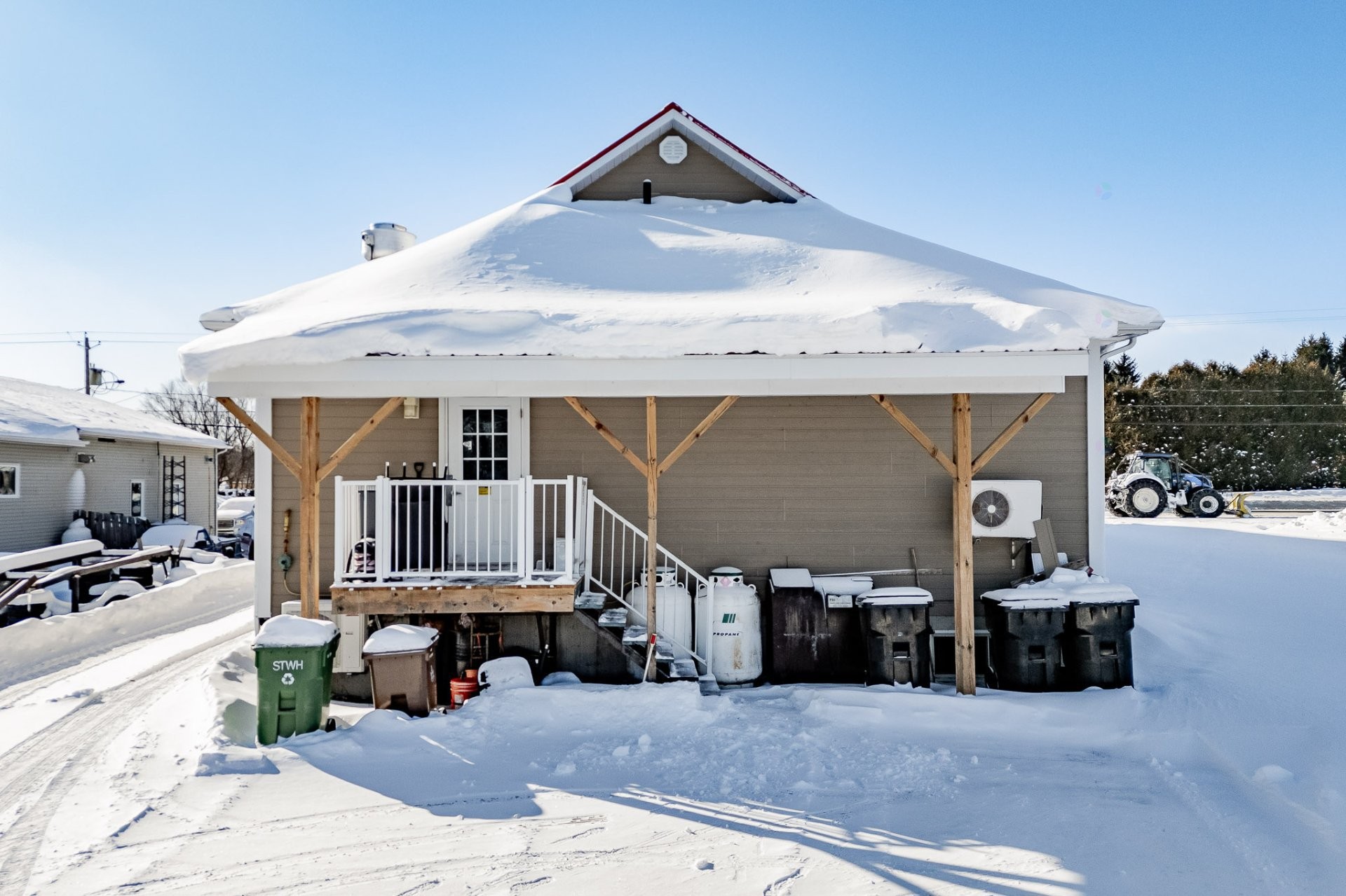 









442


Rue Principale

,
Saint-Georges-de-Windsor,




QC
J0A1J0

