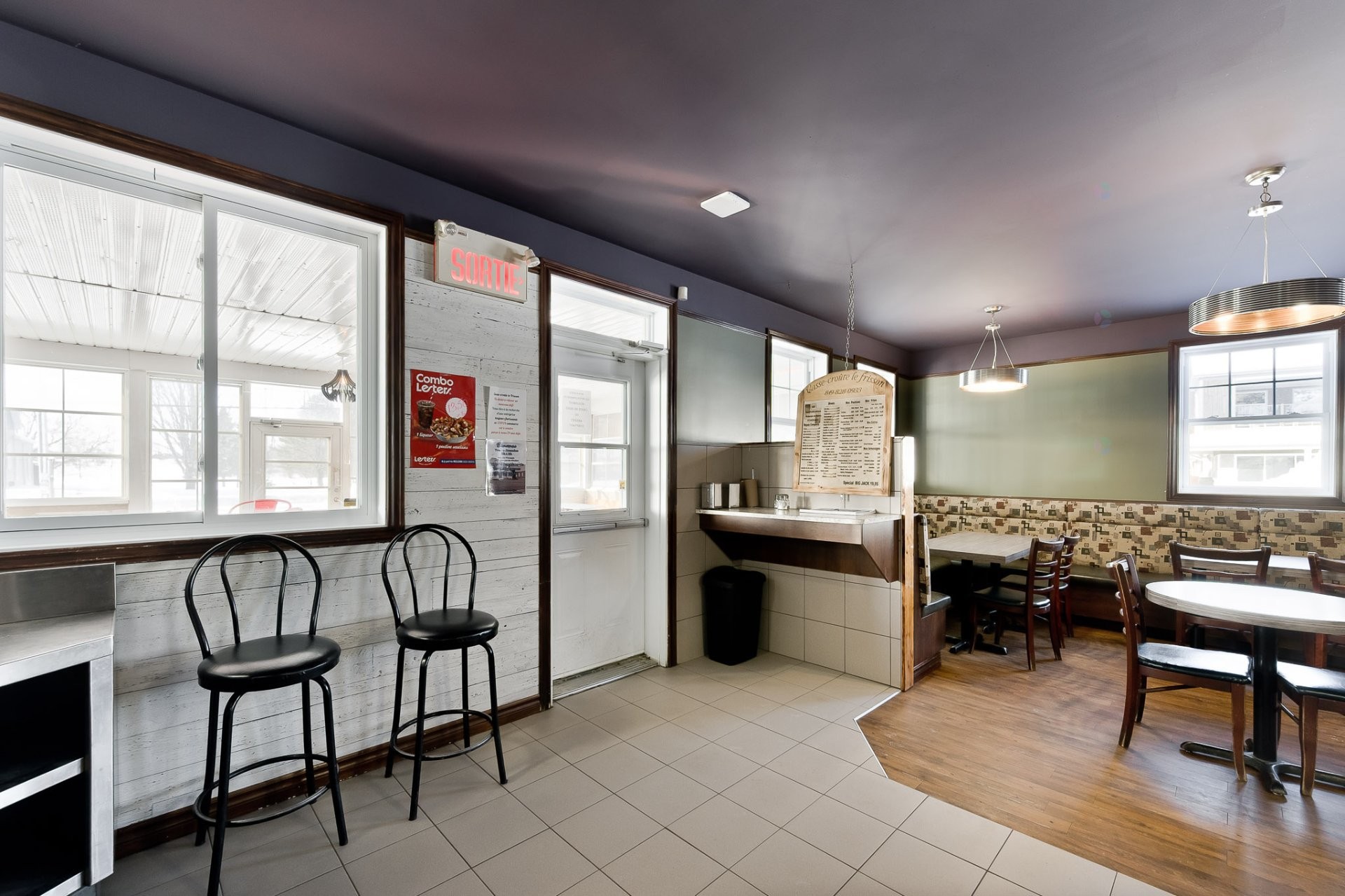 









442


Rue Principale

,
Saint-Georges-de-Windsor,




QC
J0A1J0

