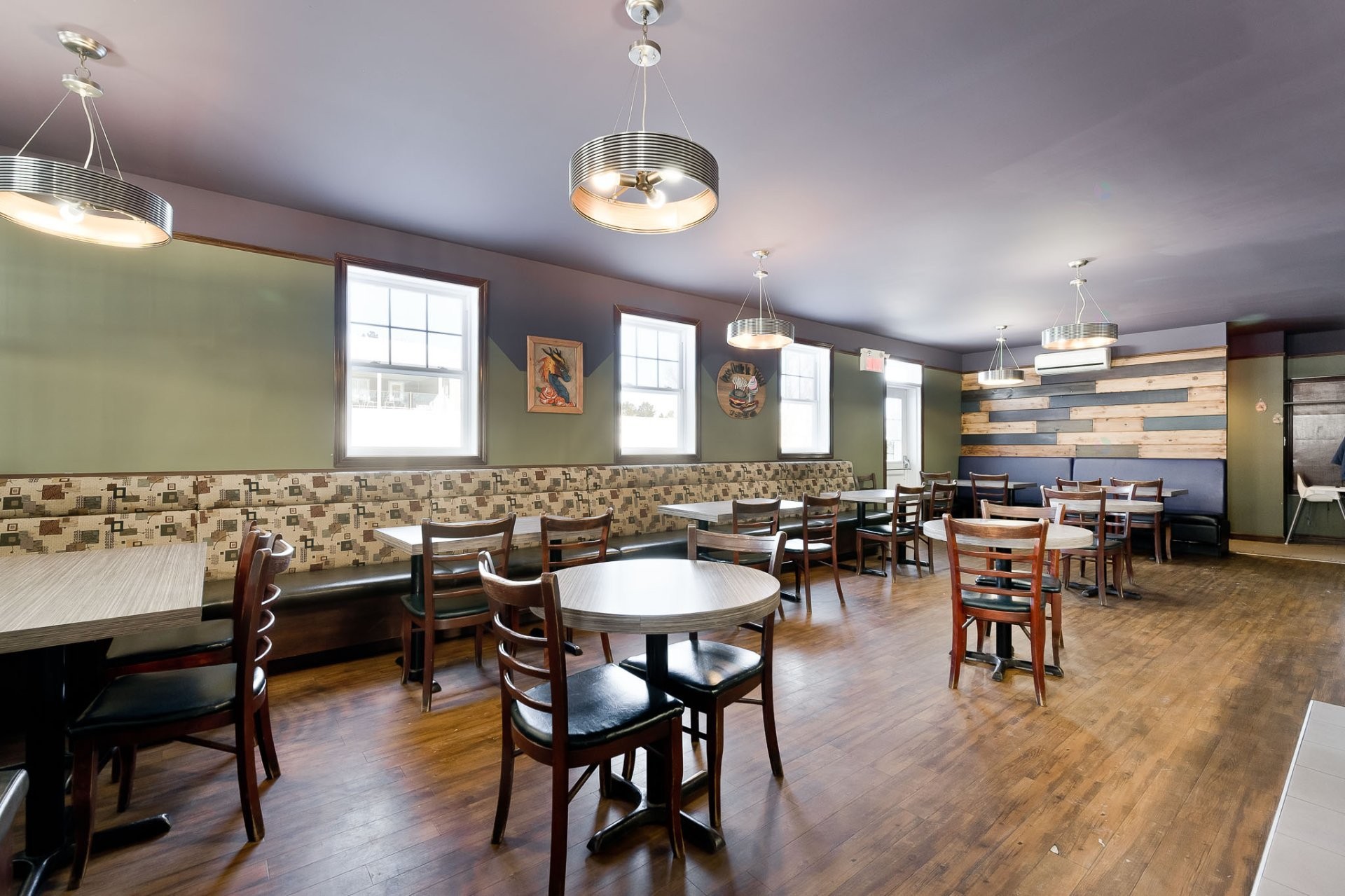 









442


Rue Principale

,
Saint-Georges-de-Windsor,




QC
J0A1J0

