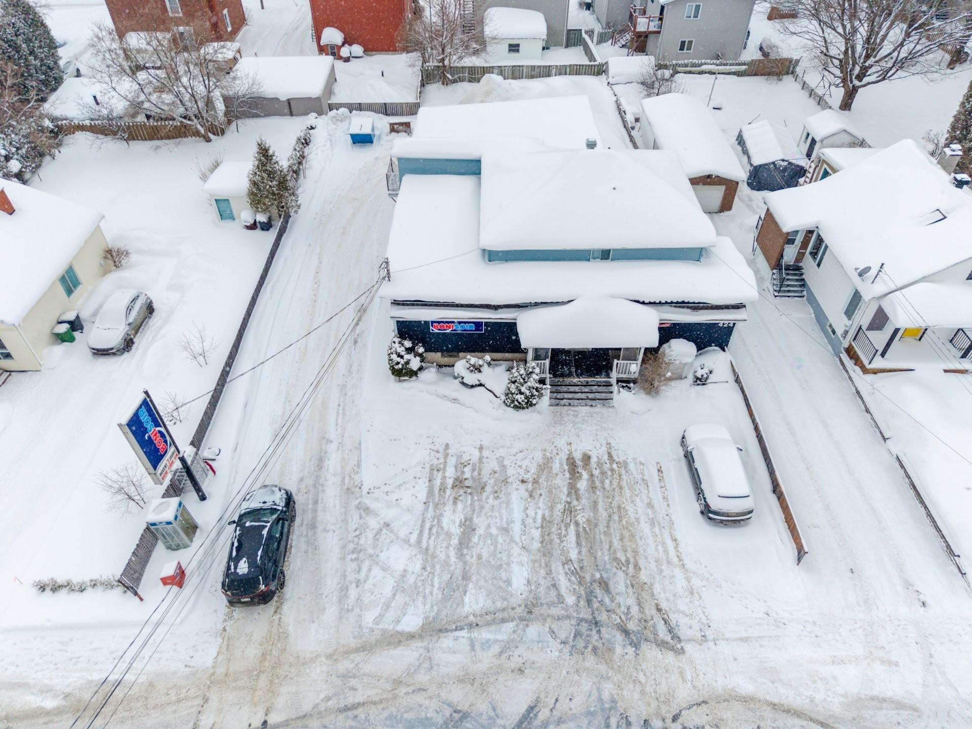 









424


Rue Laurier

,
Val-des-Sources,




QC
J1T2H6

