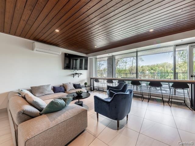 









150


Ch. de la Grande-Côte

, 307,
Boisbriand,




QC
J7G0B2

