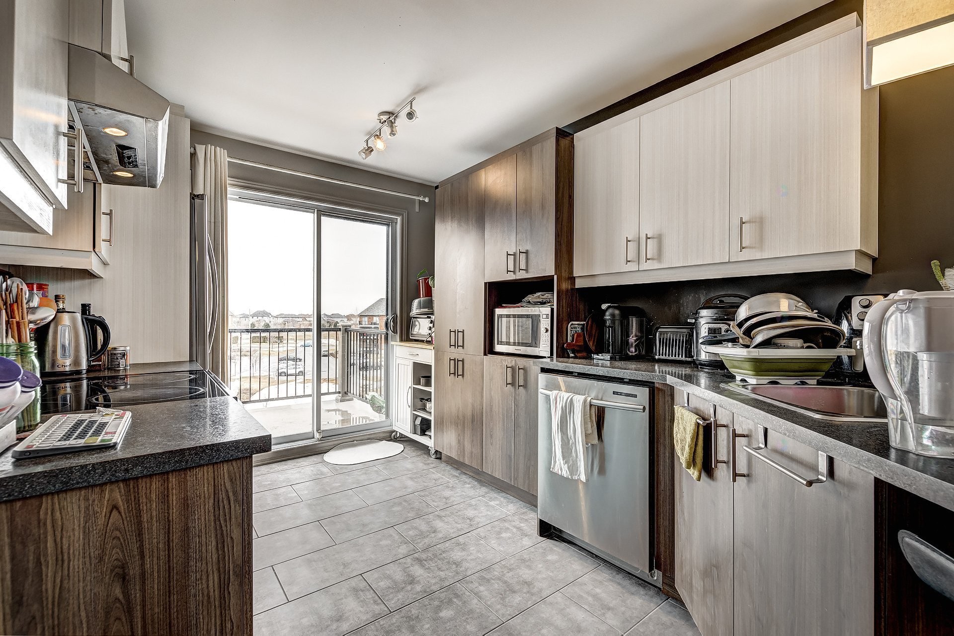 









8050


Rue de Londres

, 7,
Brossard,




QC
J4Y0K6

