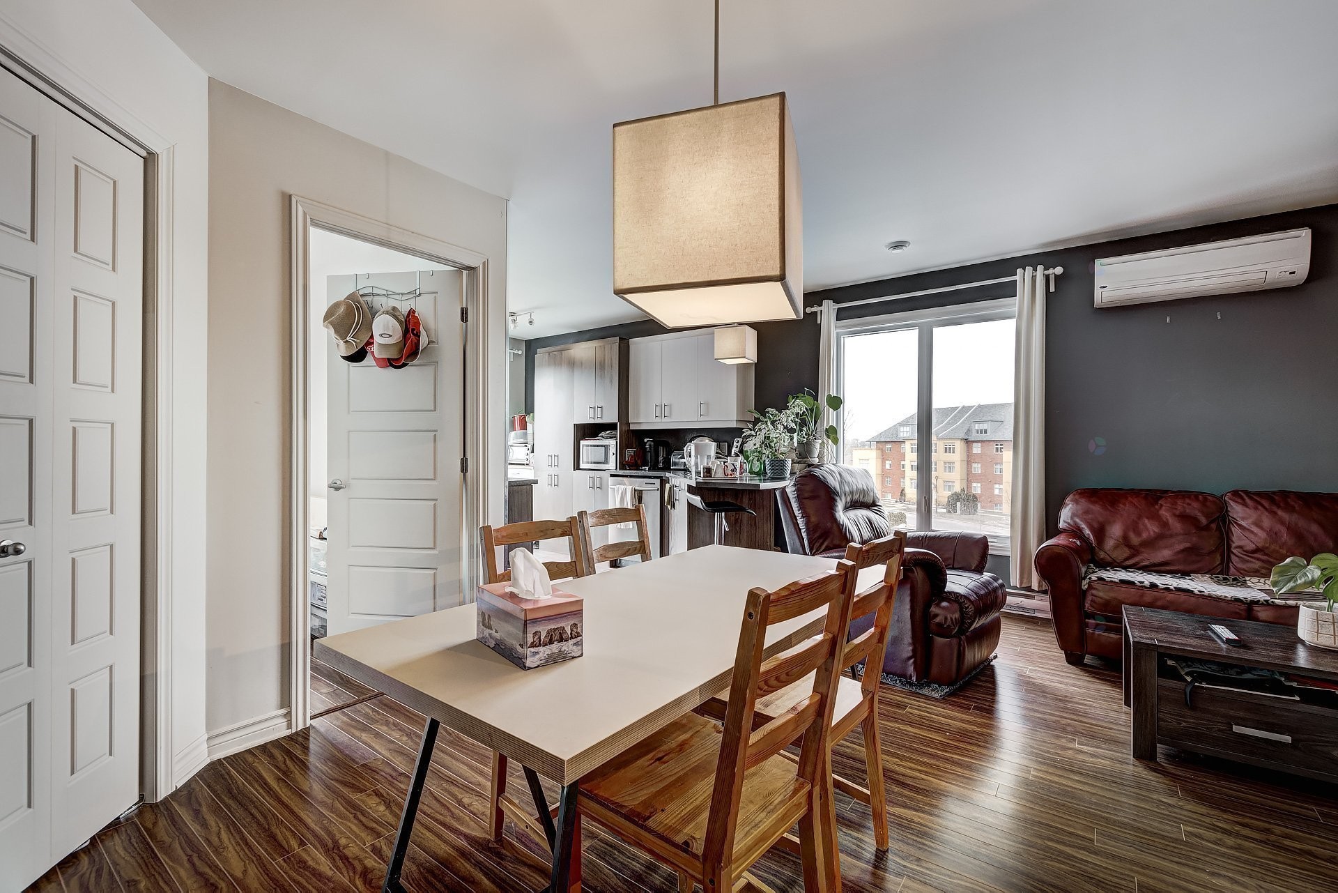 









8050


Rue de Londres

, 7,
Brossard,




QC
J4Y0K6

