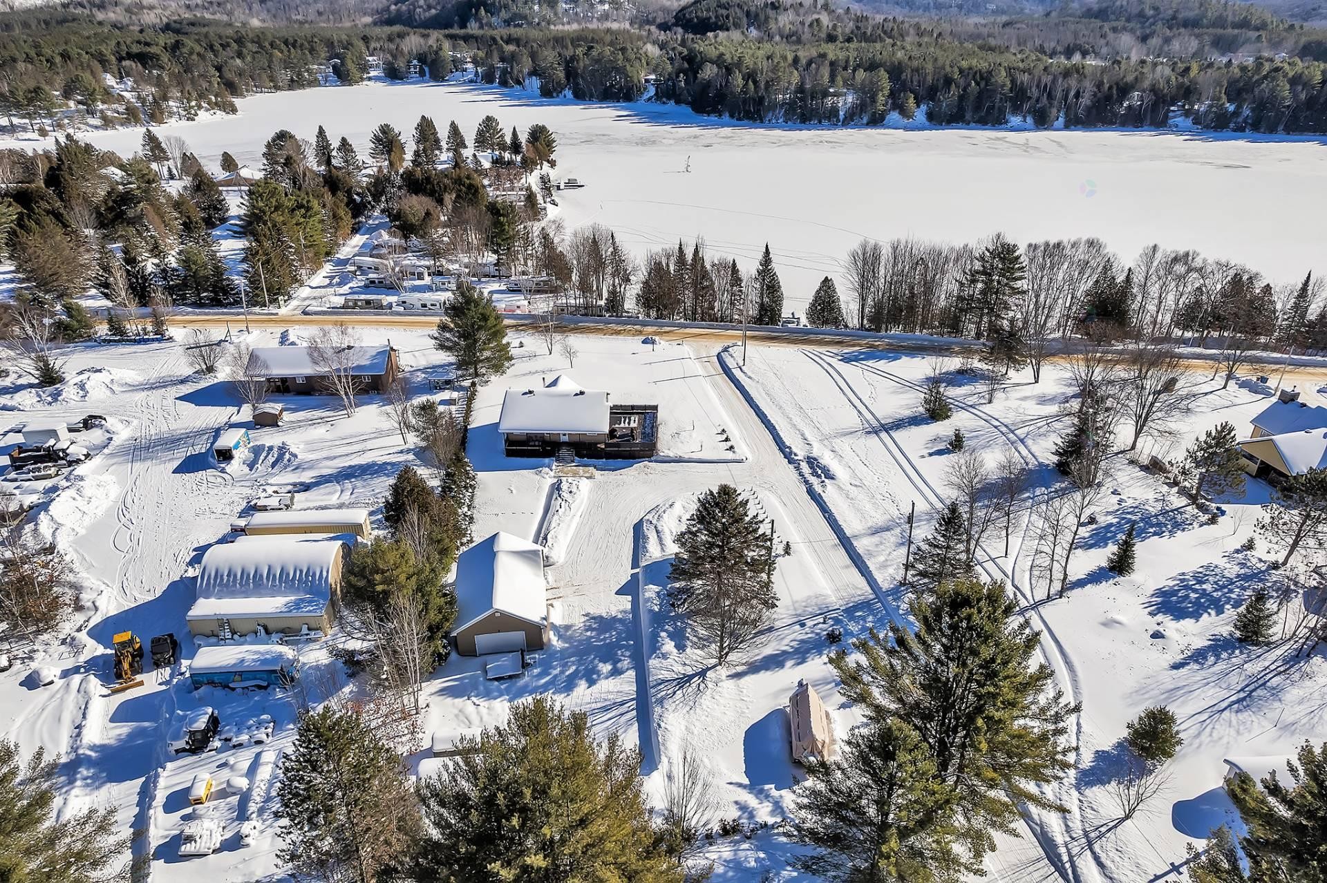 









163


Ch. de la Lièvre N.

,
Bowman,




QC
J0X3C0

