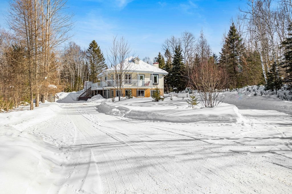 









5


Ch. de la Baie-Claire

,
La Macaza,




QC
J0T1R0

