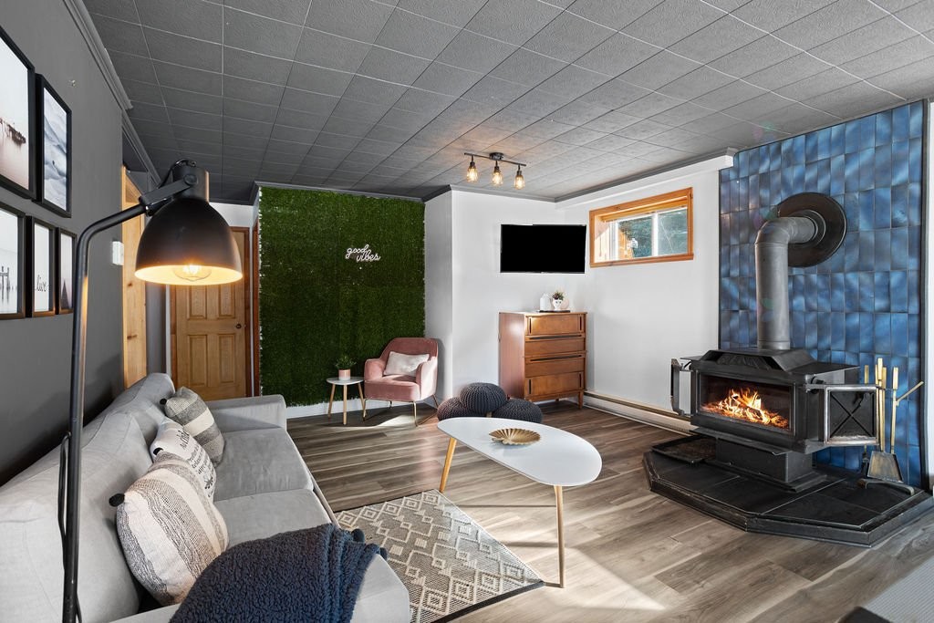 









5


Ch. de la Baie-Claire

,
La Macaza,




QC
J0T1R0

