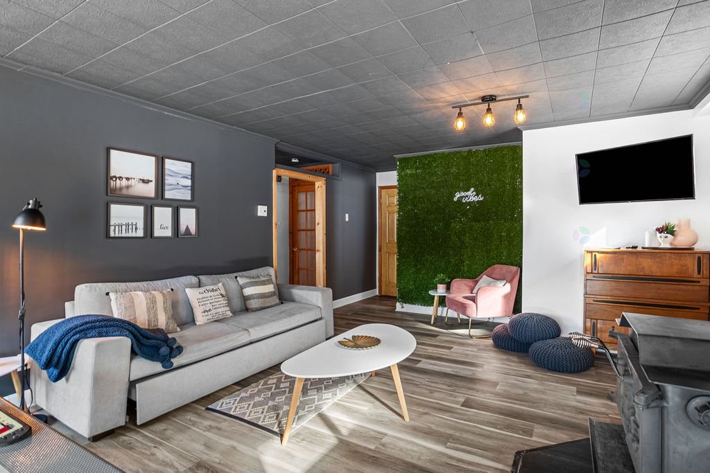 









5


Ch. de la Baie-Claire

,
La Macaza,




QC
J0T1R0

