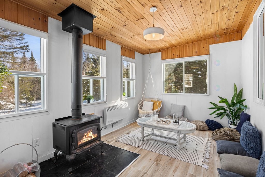 









5


Ch. de la Baie-Claire

,
La Macaza,




QC
J0T1R0

