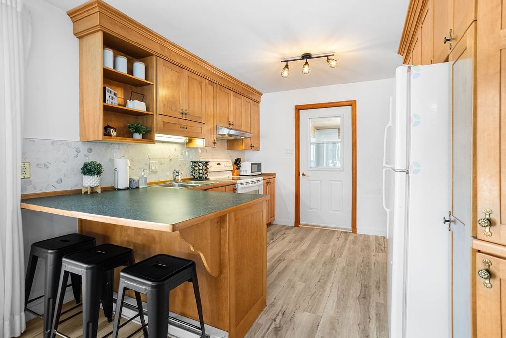 









5


Ch. de la Baie-Claire

,
La Macaza,




QC
J0T1R0

