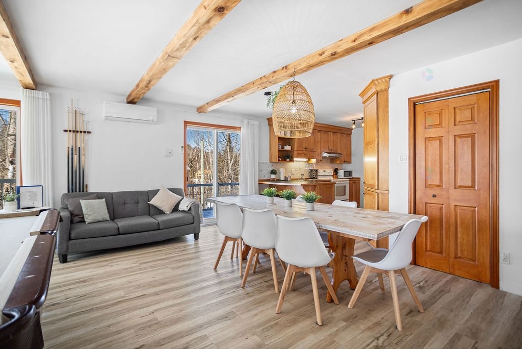 









5


Ch. de la Baie-Claire

,
La Macaza,




QC
J0T1R0

