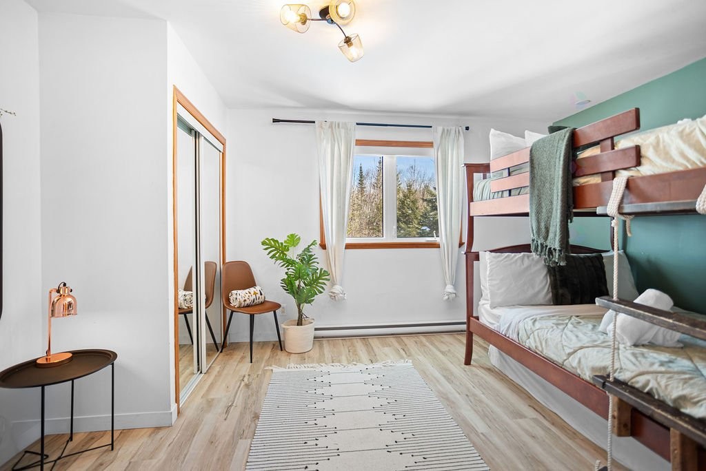 









5


Ch. de la Baie-Claire

,
La Macaza,




QC
J0T1R0

