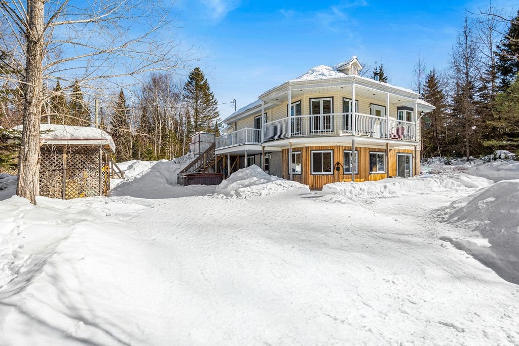 









5


Ch. de la Baie-Claire

,
La Macaza,




QC
J0T1R0

