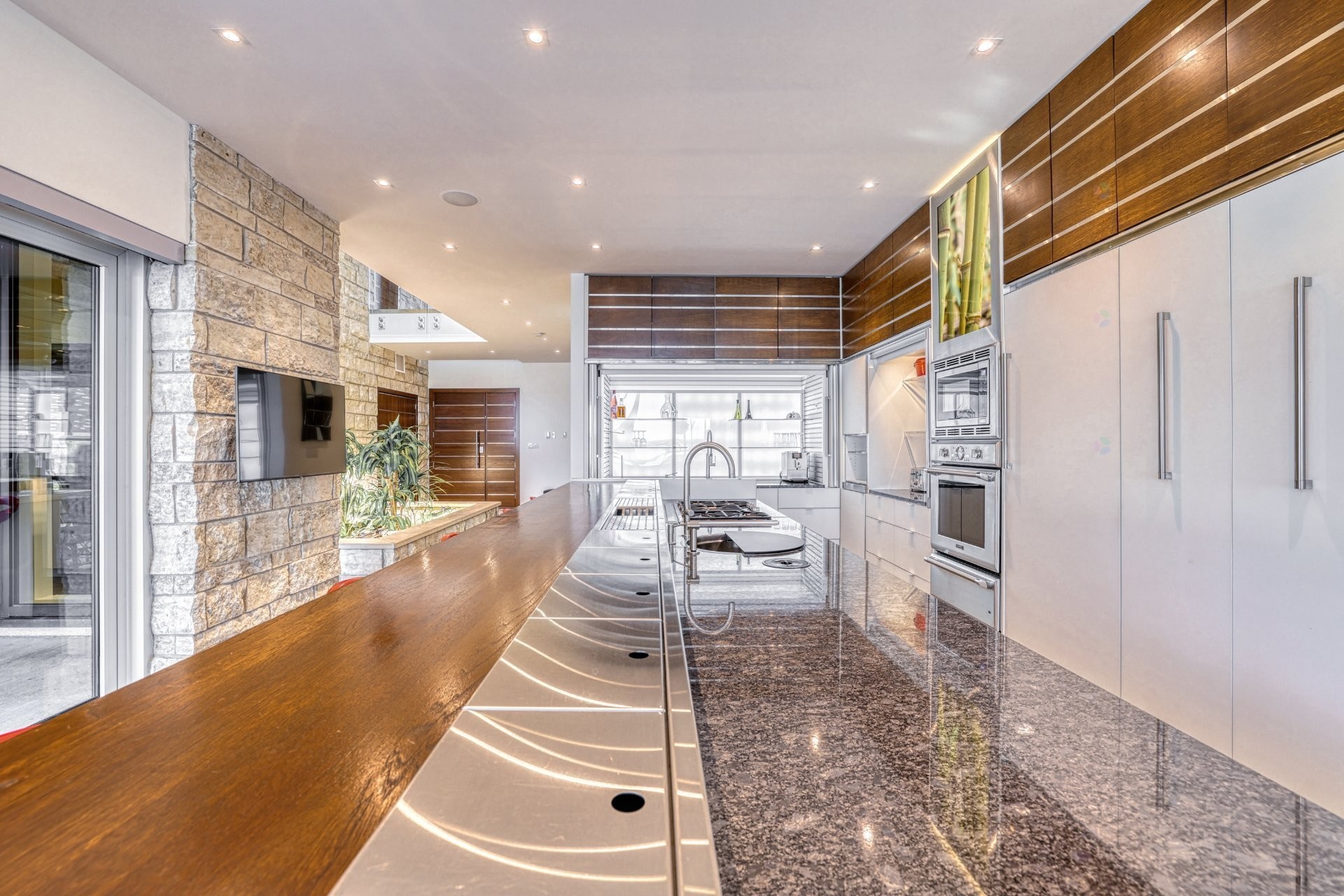 









79


Ch. Fraser

,
Gatineau (Aylmer),




QC
J9H2H1

