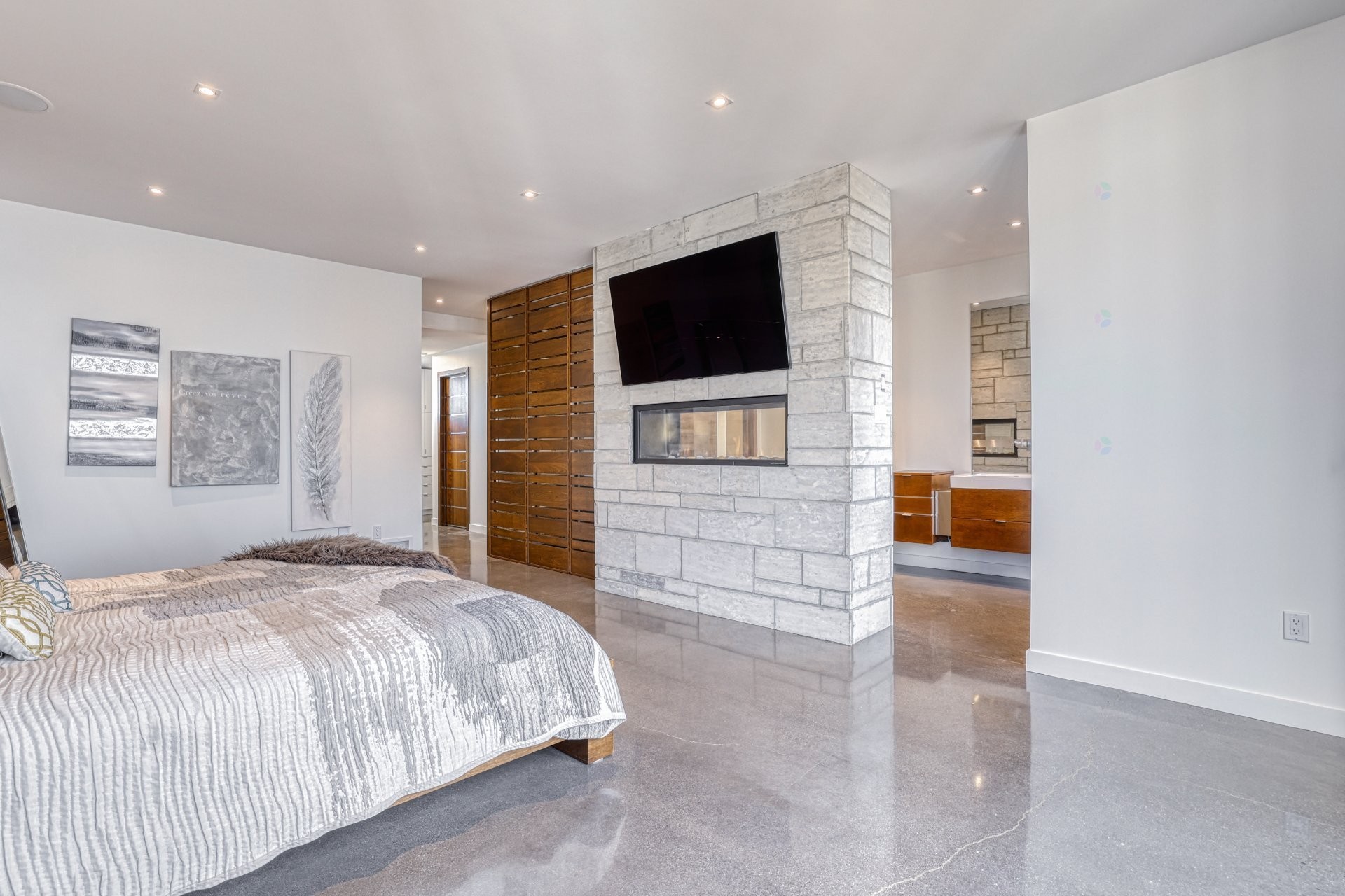 









79


Ch. Fraser

,
Gatineau (Aylmer),




QC
J9H2H1

