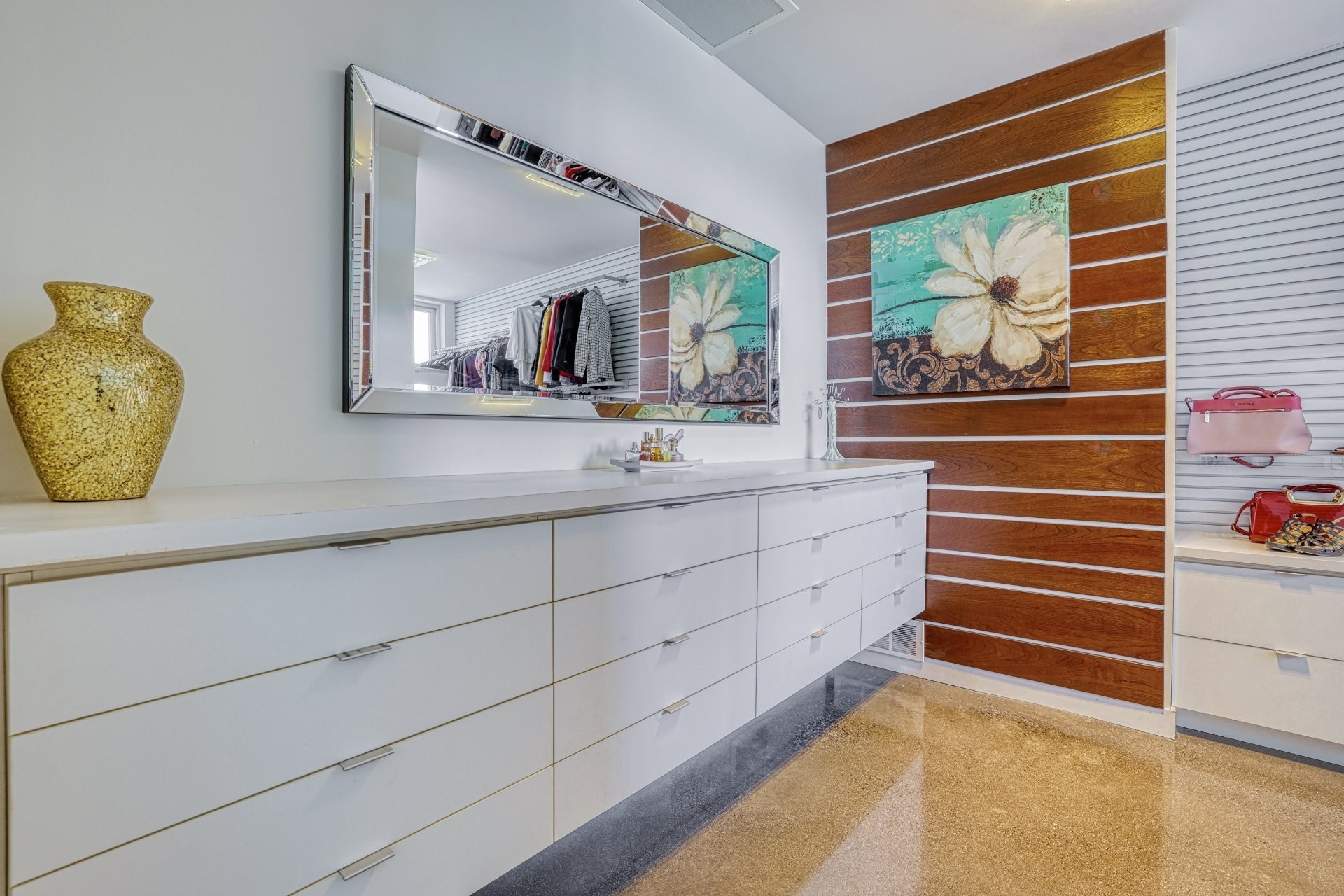 









79


Ch. Fraser

,
Gatineau (Aylmer),




QC
J9H2H1

