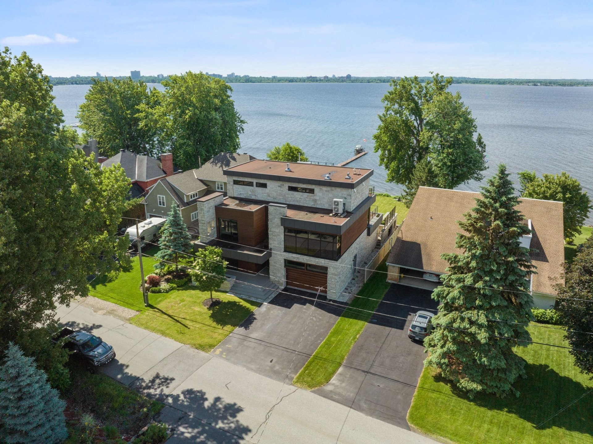 









79


Ch. Fraser

,
Gatineau (Aylmer),




QC
J9H2H1

