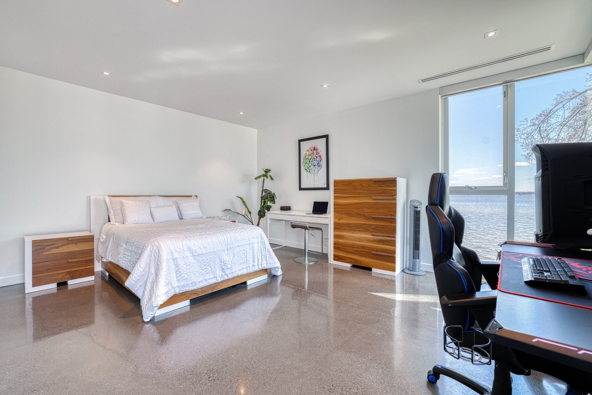 









79


Ch. Fraser

,
Gatineau (Aylmer),




QC
J9H2H1

