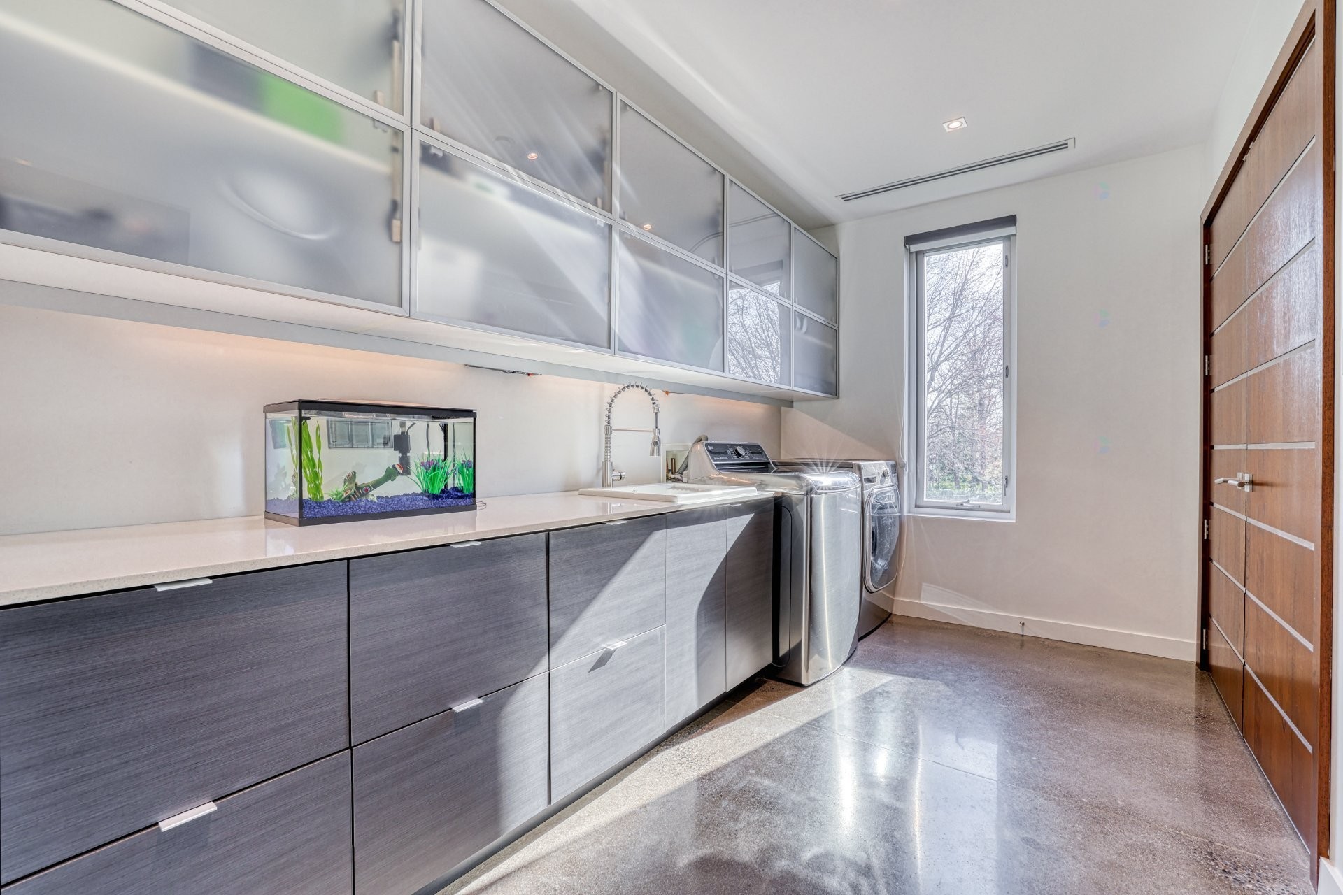 









79


Ch. Fraser

,
Gatineau (Aylmer),




QC
J9H2H1

