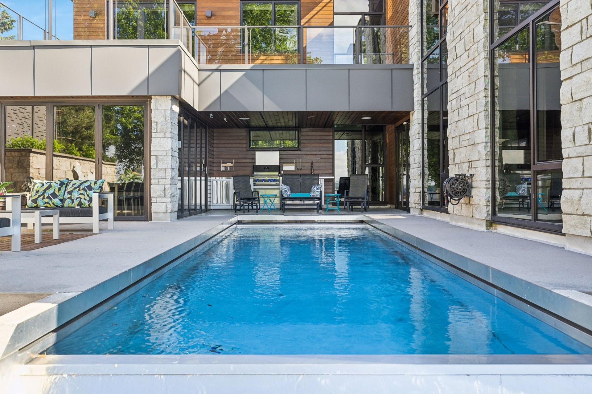 









79


Ch. Fraser

,
Gatineau (Aylmer),




QC
J9H2H1

