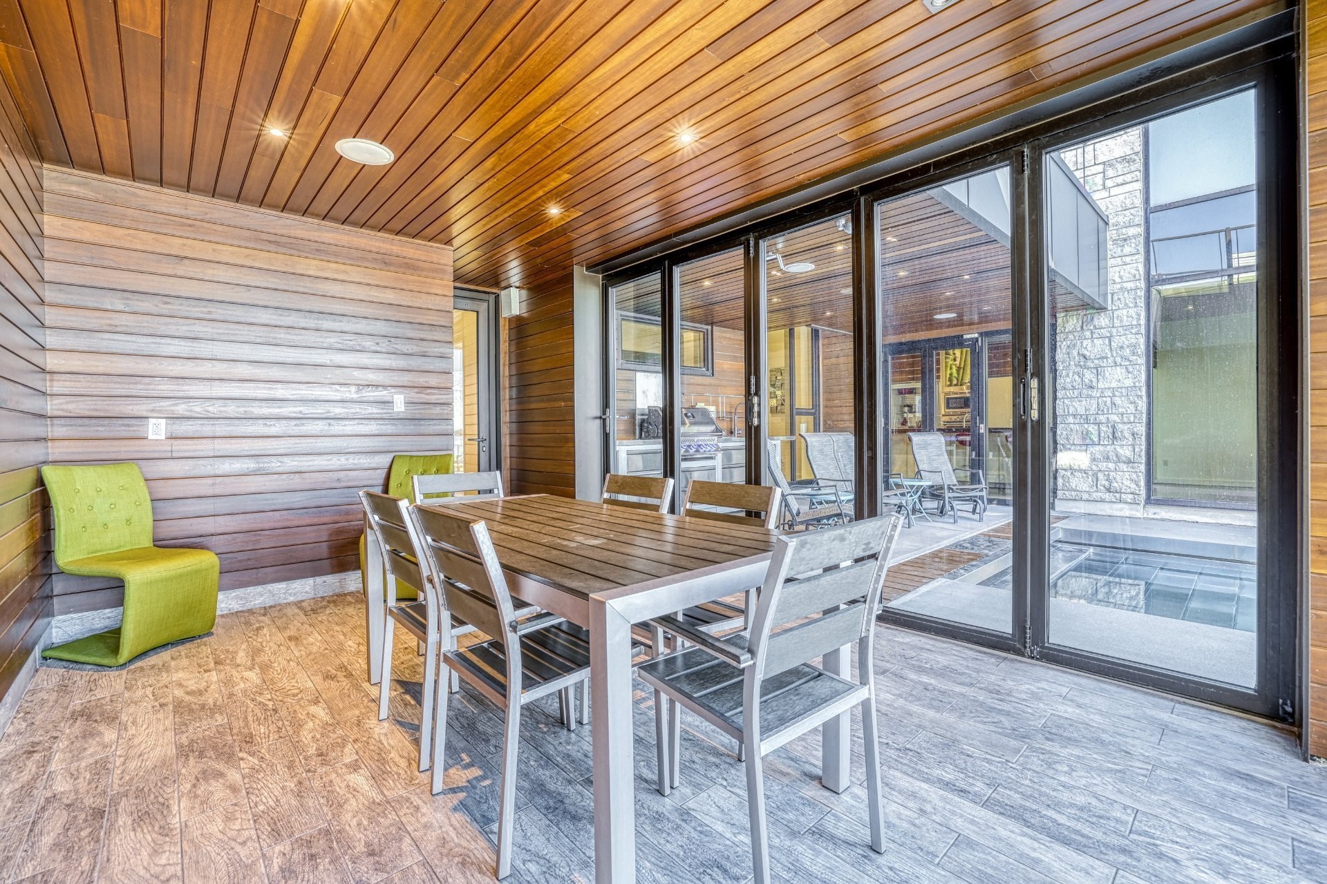 









79


Ch. Fraser

,
Gatineau (Aylmer),




QC
J9H2H1

