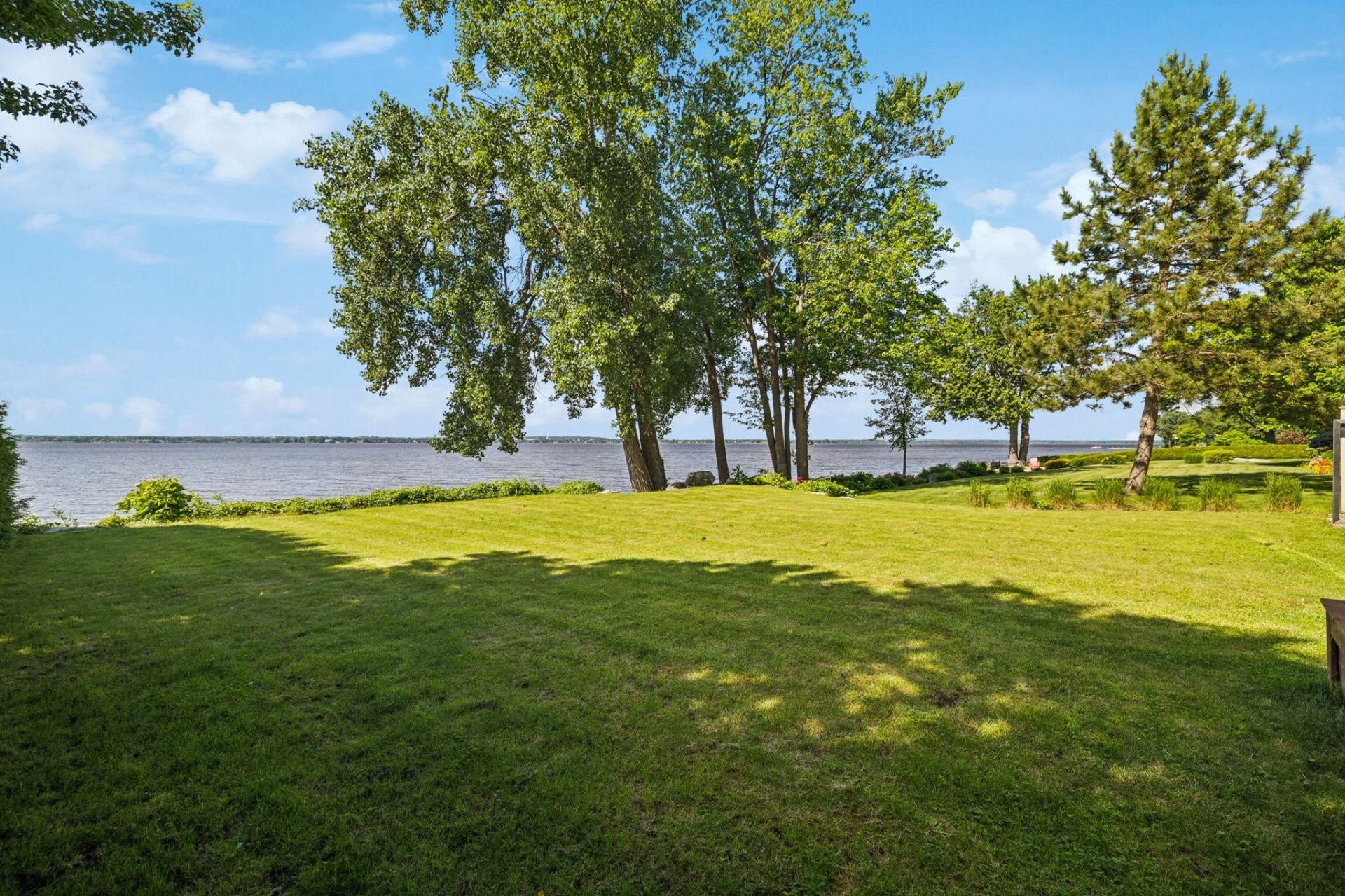 









79


Ch. Fraser

,
Gatineau (Aylmer),




QC
J9H2H1

