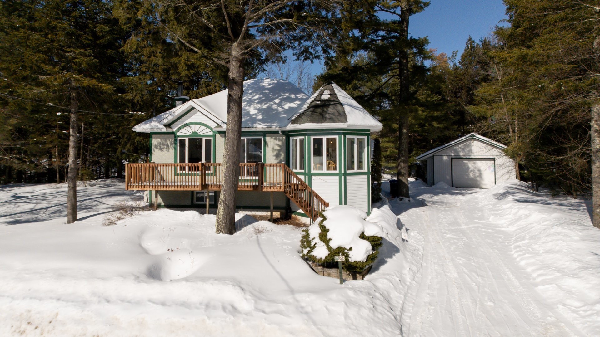 









23


Ch. Phaneuf

,
Orford,




QC
J1X6M5

