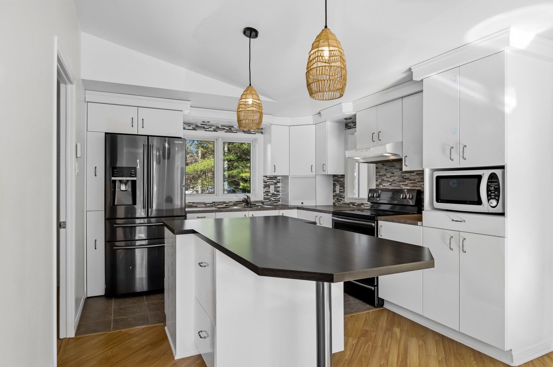 









23


Ch. Phaneuf

,
Orford,




QC
J1X6M5

