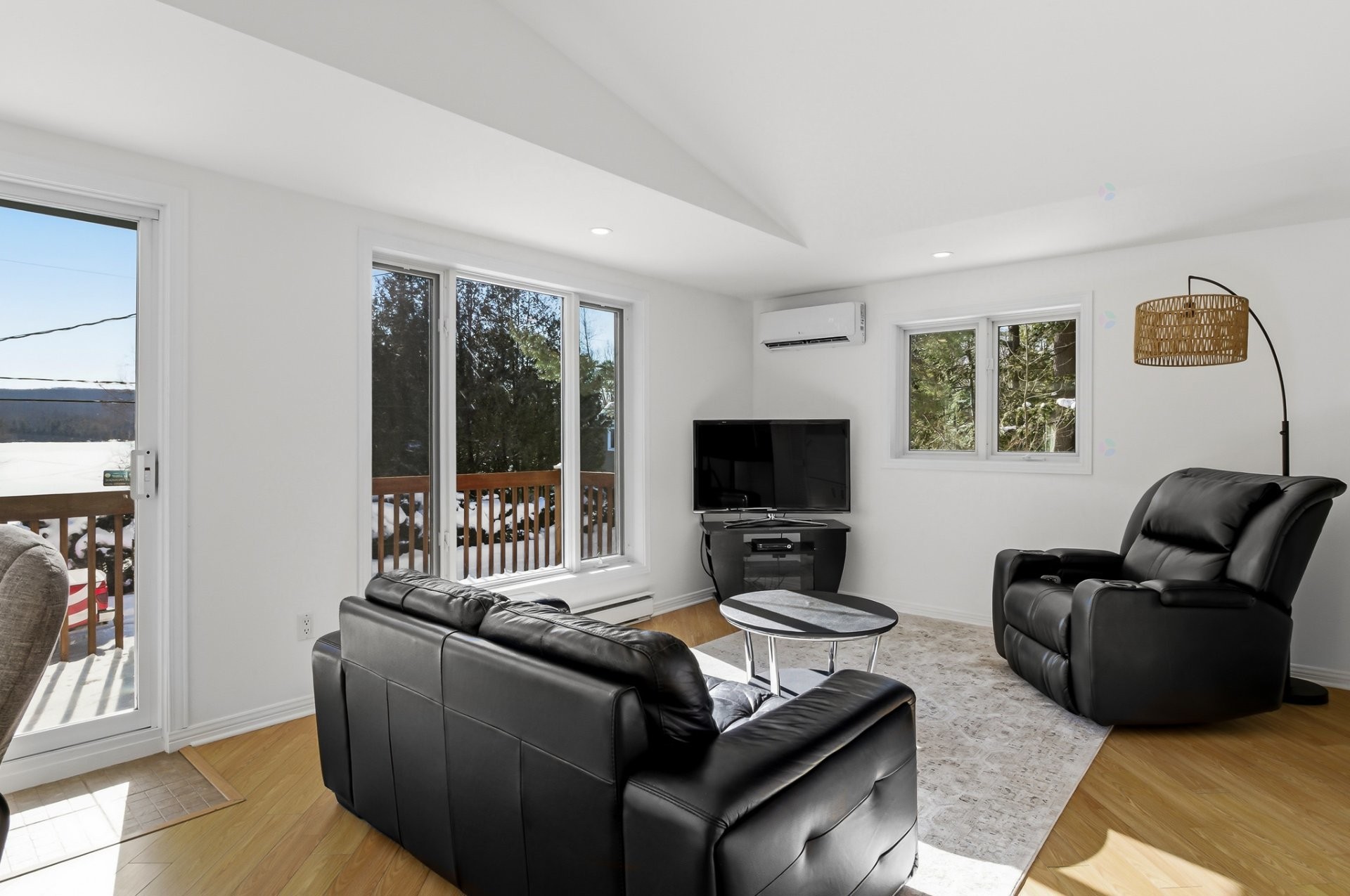 









23


Ch. Phaneuf

,
Orford,




QC
J1X6M5

