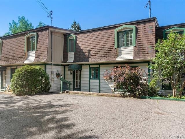 









255


Rue Séraphin

, 15,
Sainte-Adèle,




QC
J8B2G4

