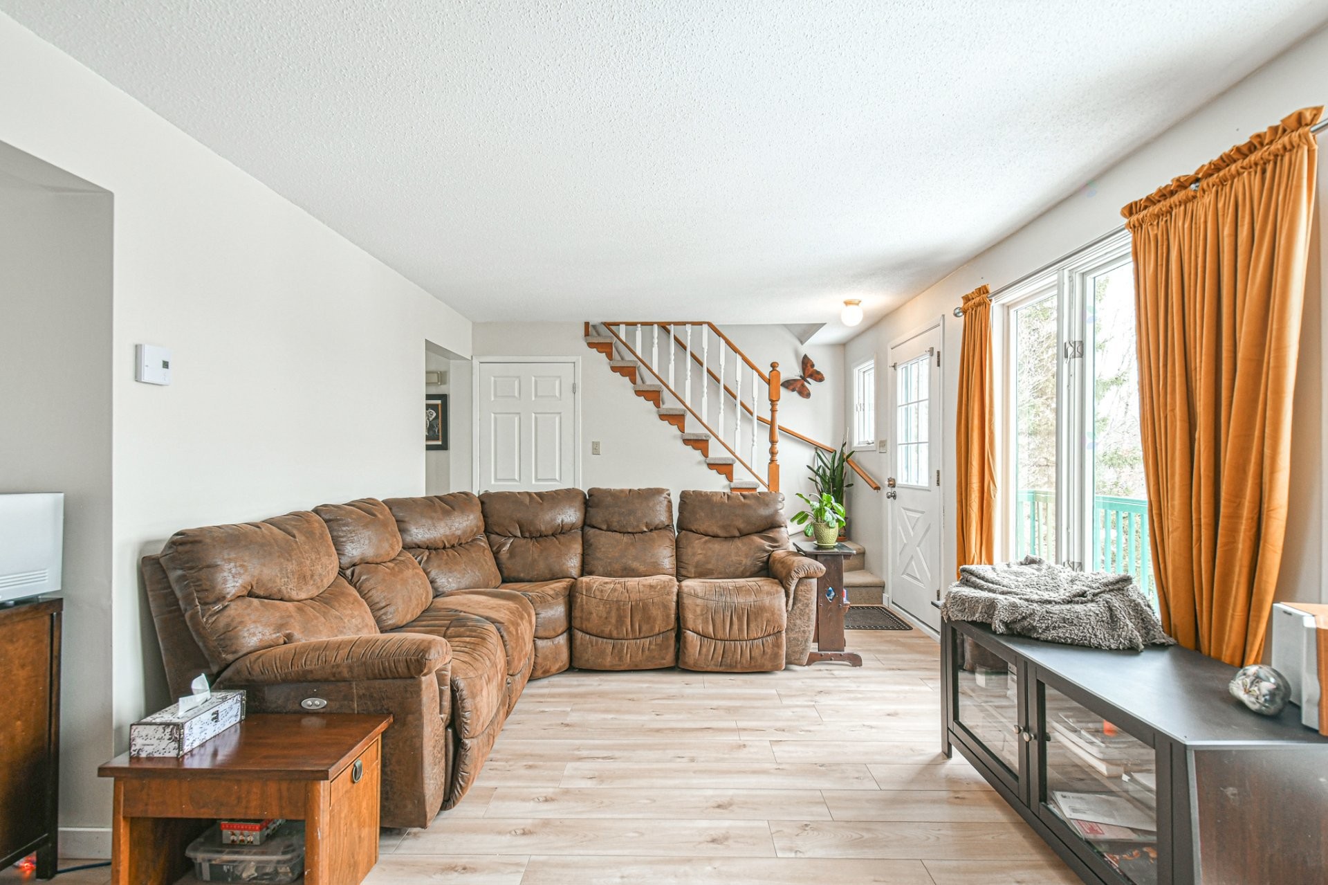 









255


Rue Séraphin

, 15,
Sainte-Adèle,




QC
J8B2G4

