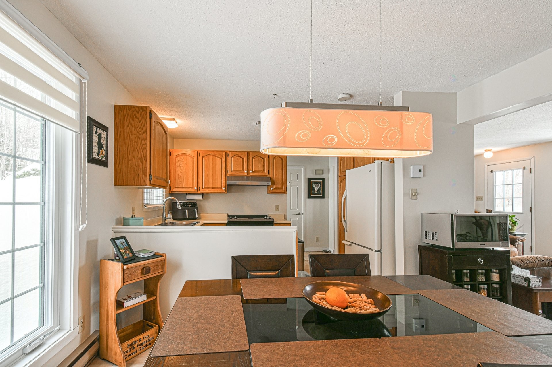 









255


Rue Séraphin

, 15,
Sainte-Adèle,




QC
J8B2G4

