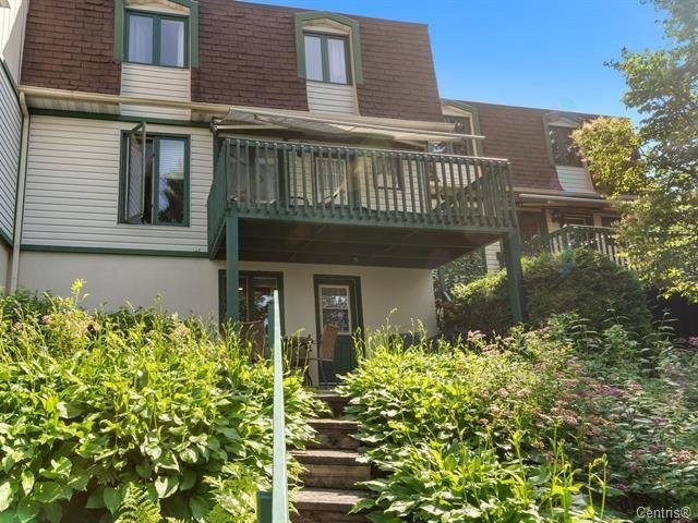 









255


Rue Séraphin

, 15,
Sainte-Adèle,




QC
J8B2G4

