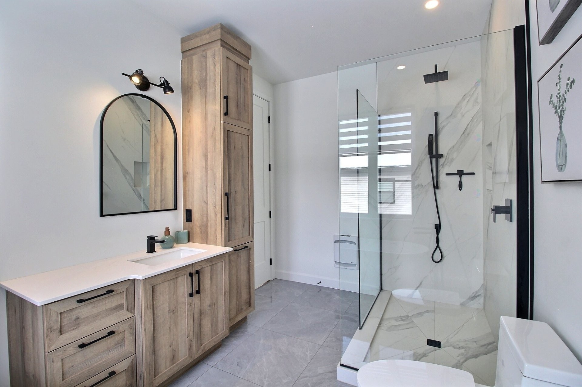 









289


Rue des Genévriers

,
Magog,




QC
J1X8B7

