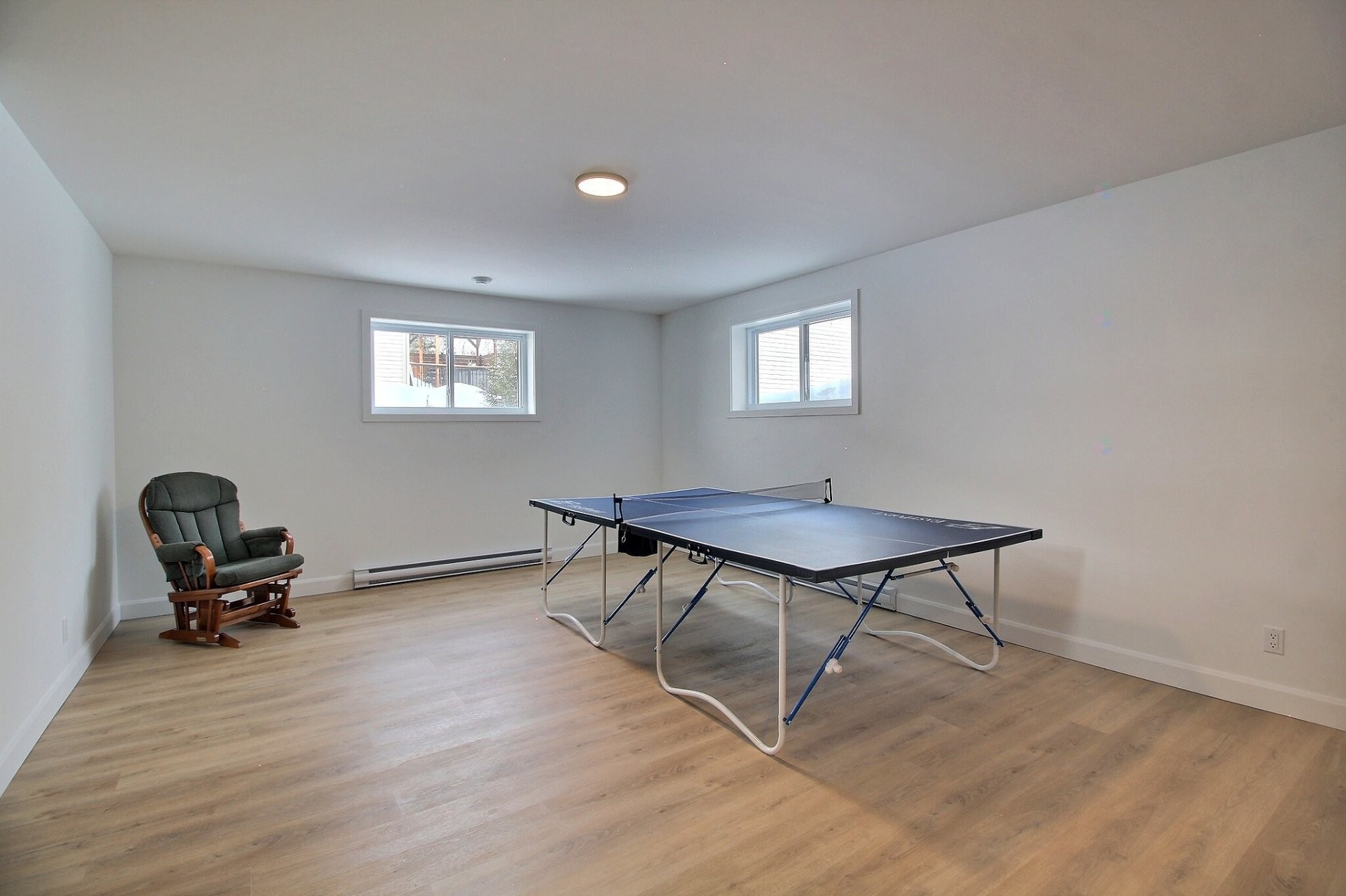 









289


Rue des Genévriers

,
Magog,




QC
J1X8B7

