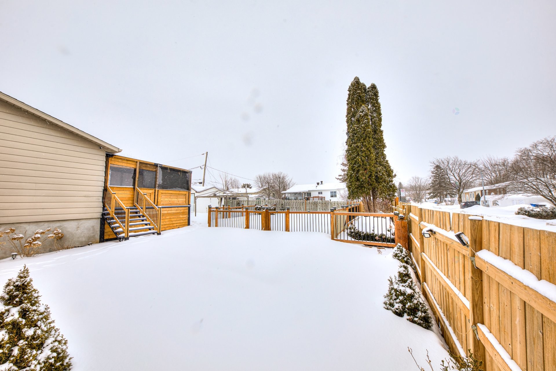 









3775


Rue Sullivan

,
Longueuil (Saint-Hubert),




QC
J3Y6L8

