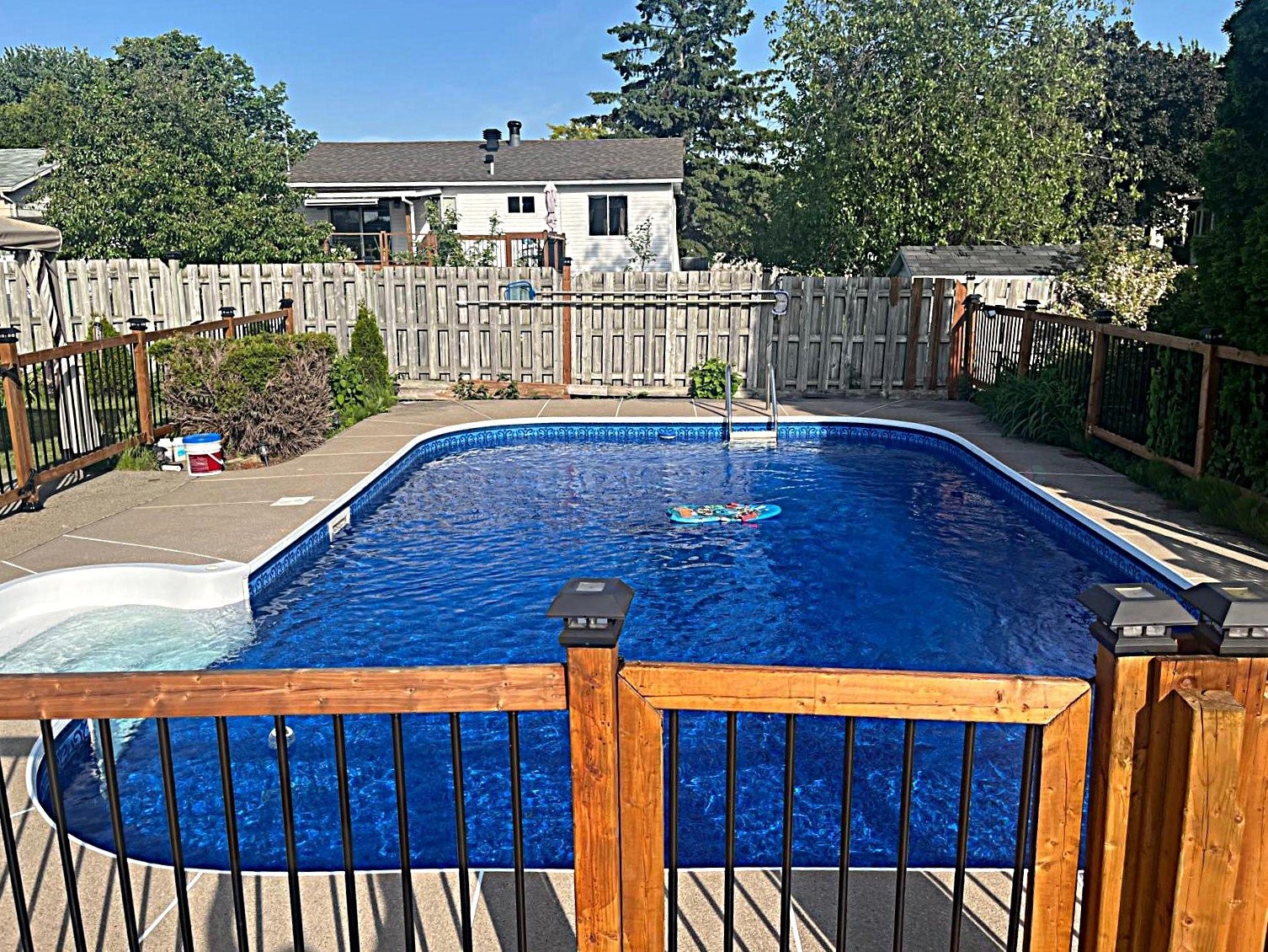 









3775


Rue Sullivan

,
Longueuil (Saint-Hubert),




QC
J3Y6L8

