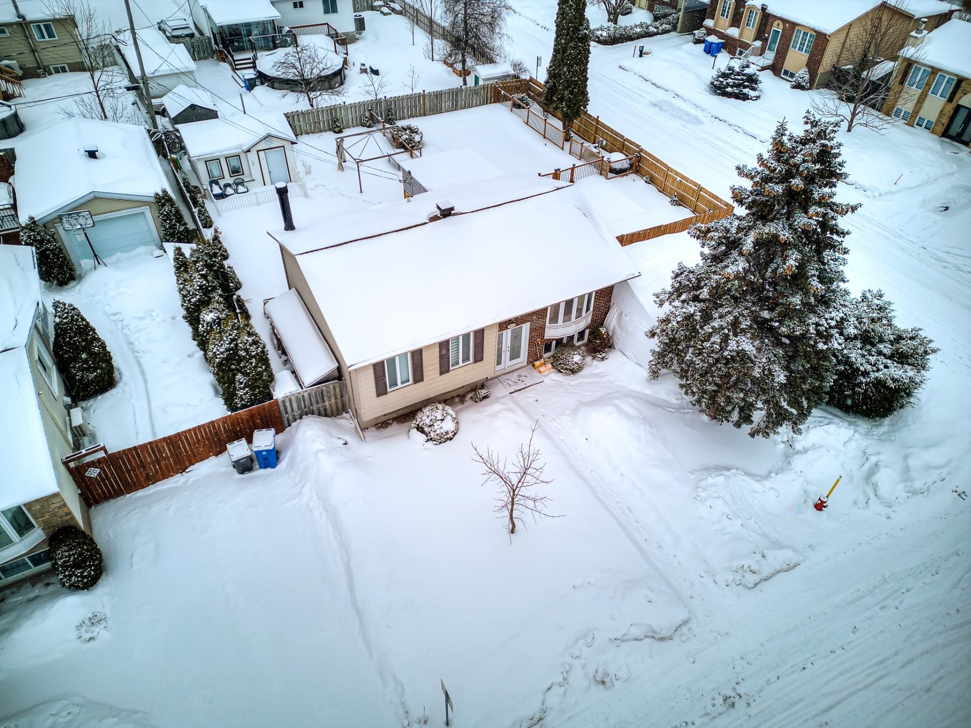 









3775


Rue Sullivan

,
Longueuil (Saint-Hubert),




QC
J3Y6L8

