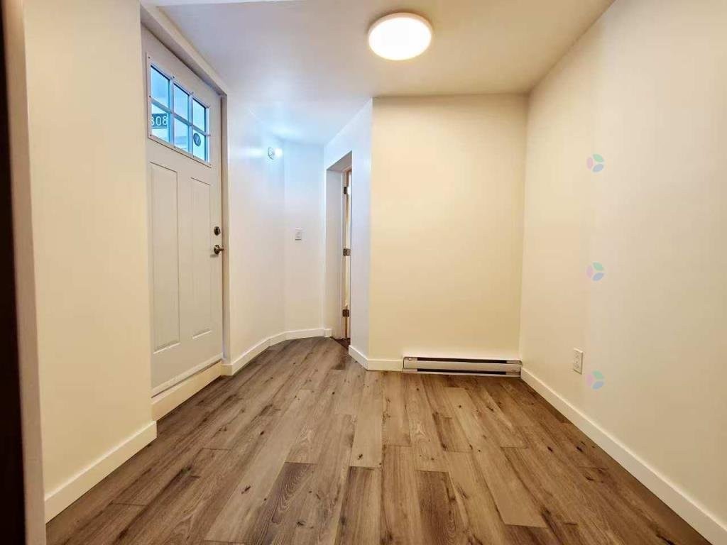 









2808


Rue McWillis

,
Montréal (Saint-Laurent),




QC
H4R1M7

