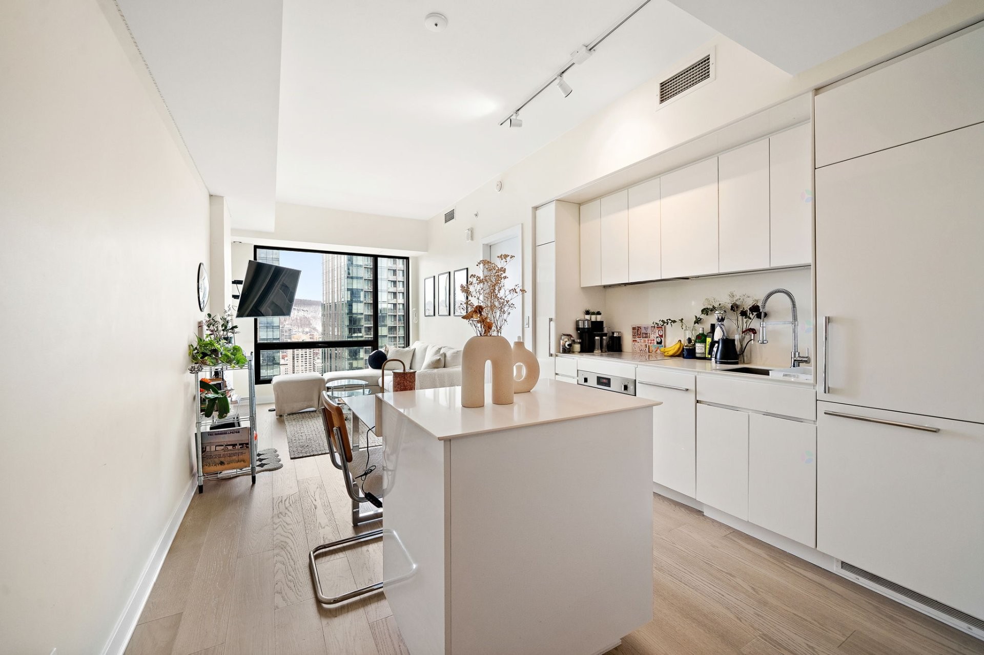 









1288


Av. des Canadiens-de-Montréal

, 3616,
Montréal (Ville-Marie),




QC
H3B3B3

