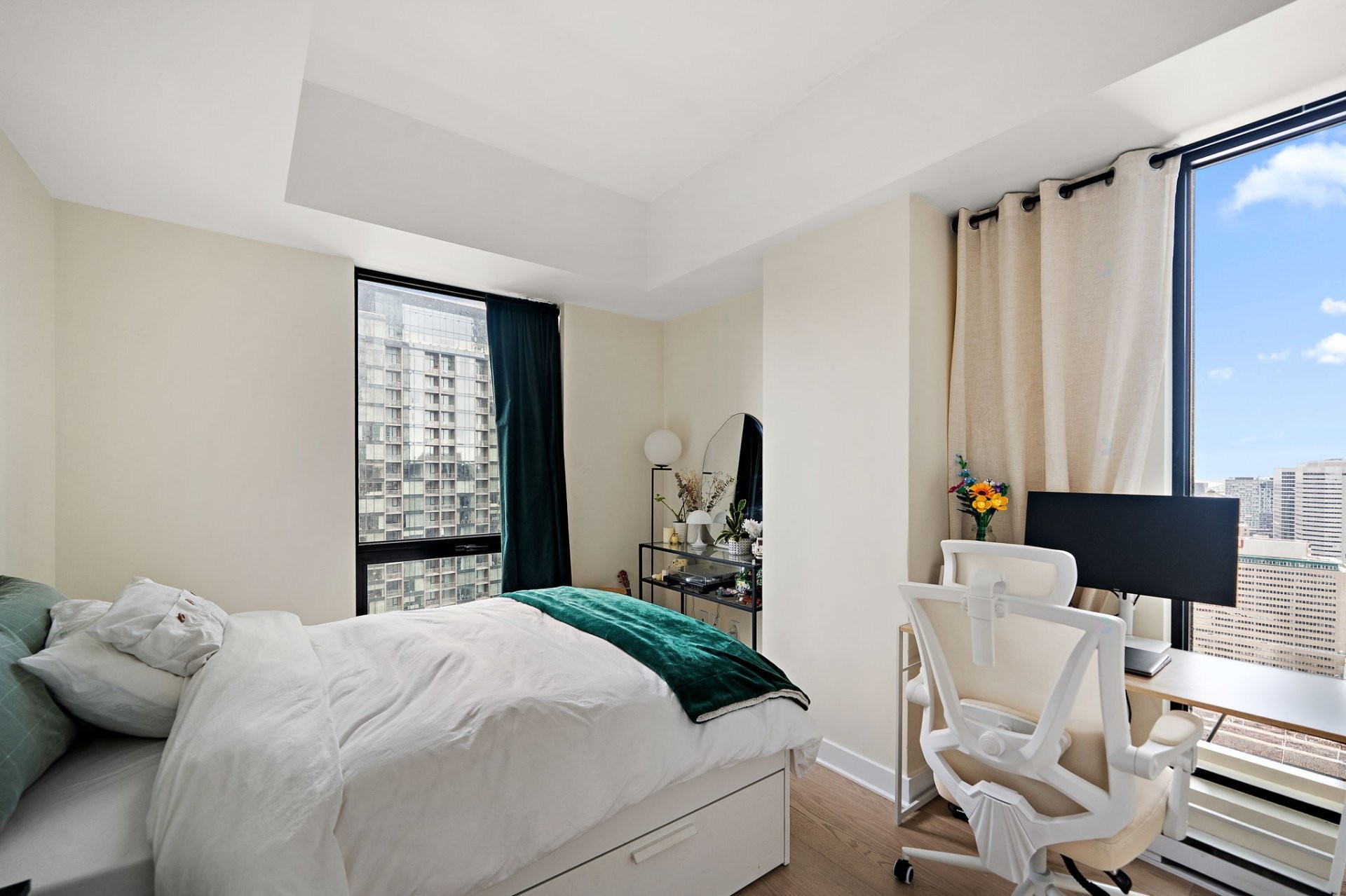 









1288


Av. des Canadiens-de-Montréal

, 3616,
Montréal (Ville-Marie),




QC
H3B3B3

