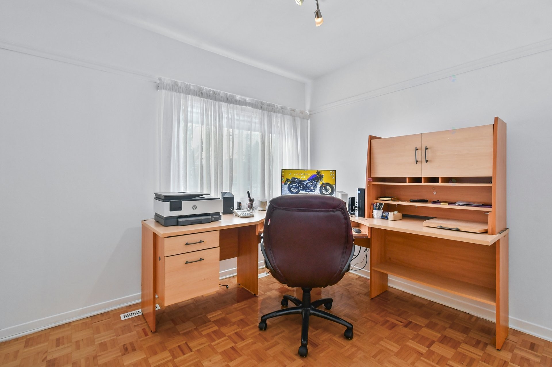 









4795


Rue de Rocbert

,
Terrebonne (Terrebonne),




QC
J6X1W9

