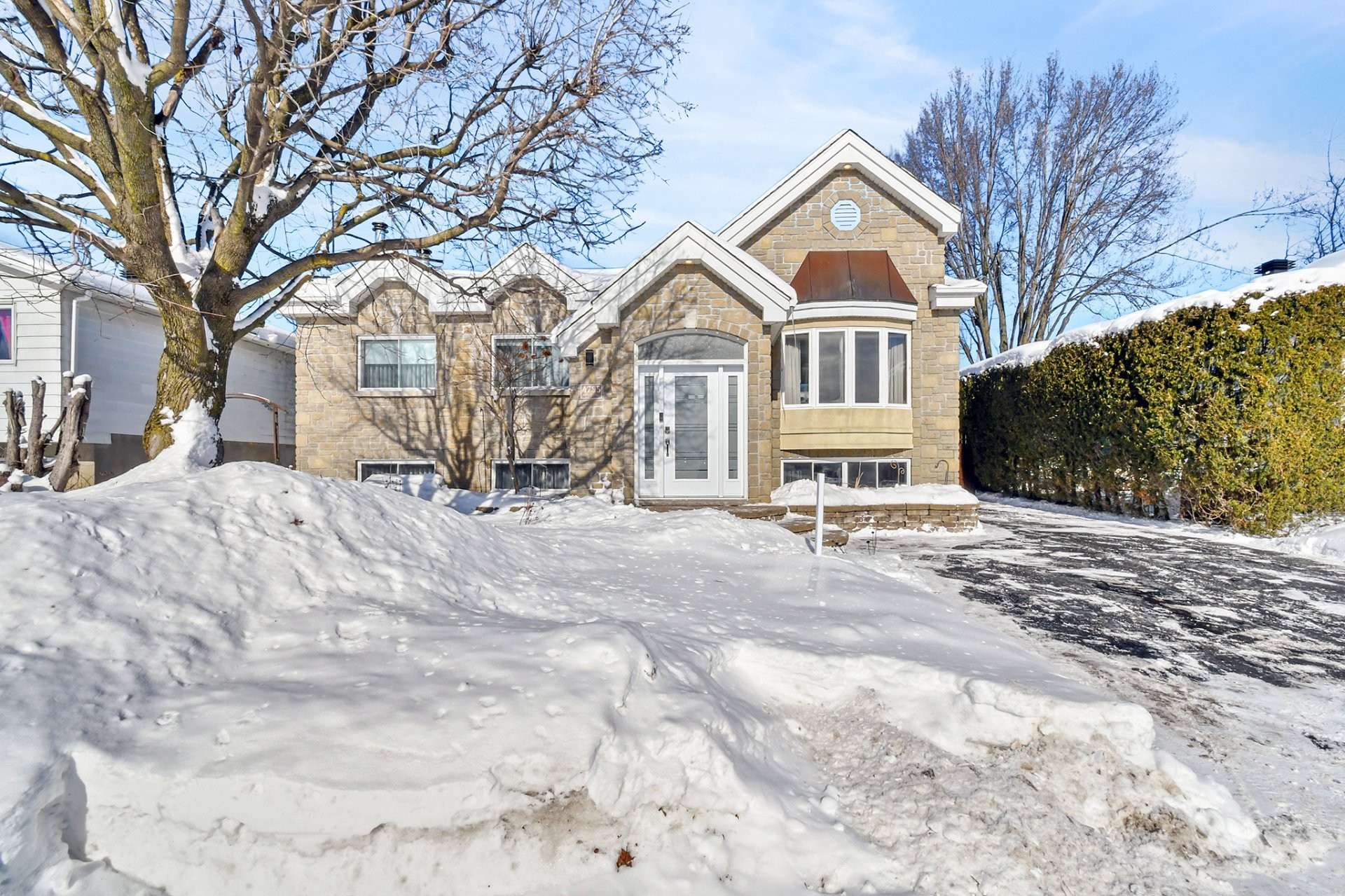 









4795


Rue de Rocbert

,
Terrebonne (Terrebonne),




QC
J6X1W9

