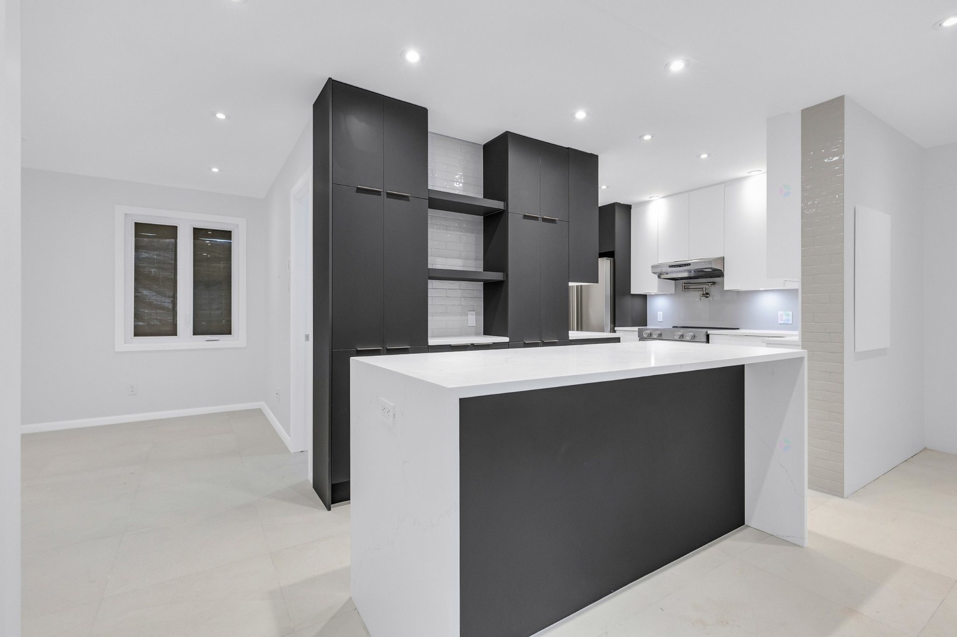 









6585


Rue Garnier

, 2,
Montréal (Rosemont/La Petite-Patrie),




QC
H2G3A2

