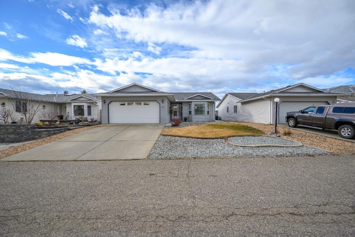 









833


8

Avenue,
Vernon,




BC
V1H 1Z1

