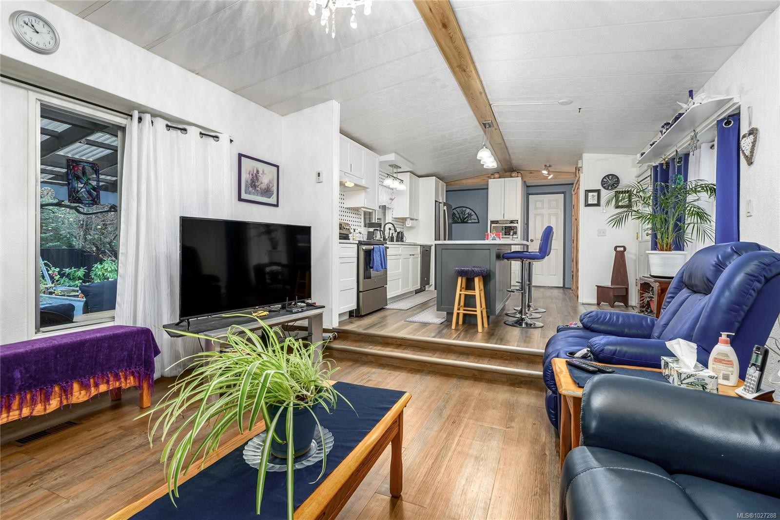 









2700


Woodburn

Rd, 113,
Campbell River,




BC
V9W 4R4

