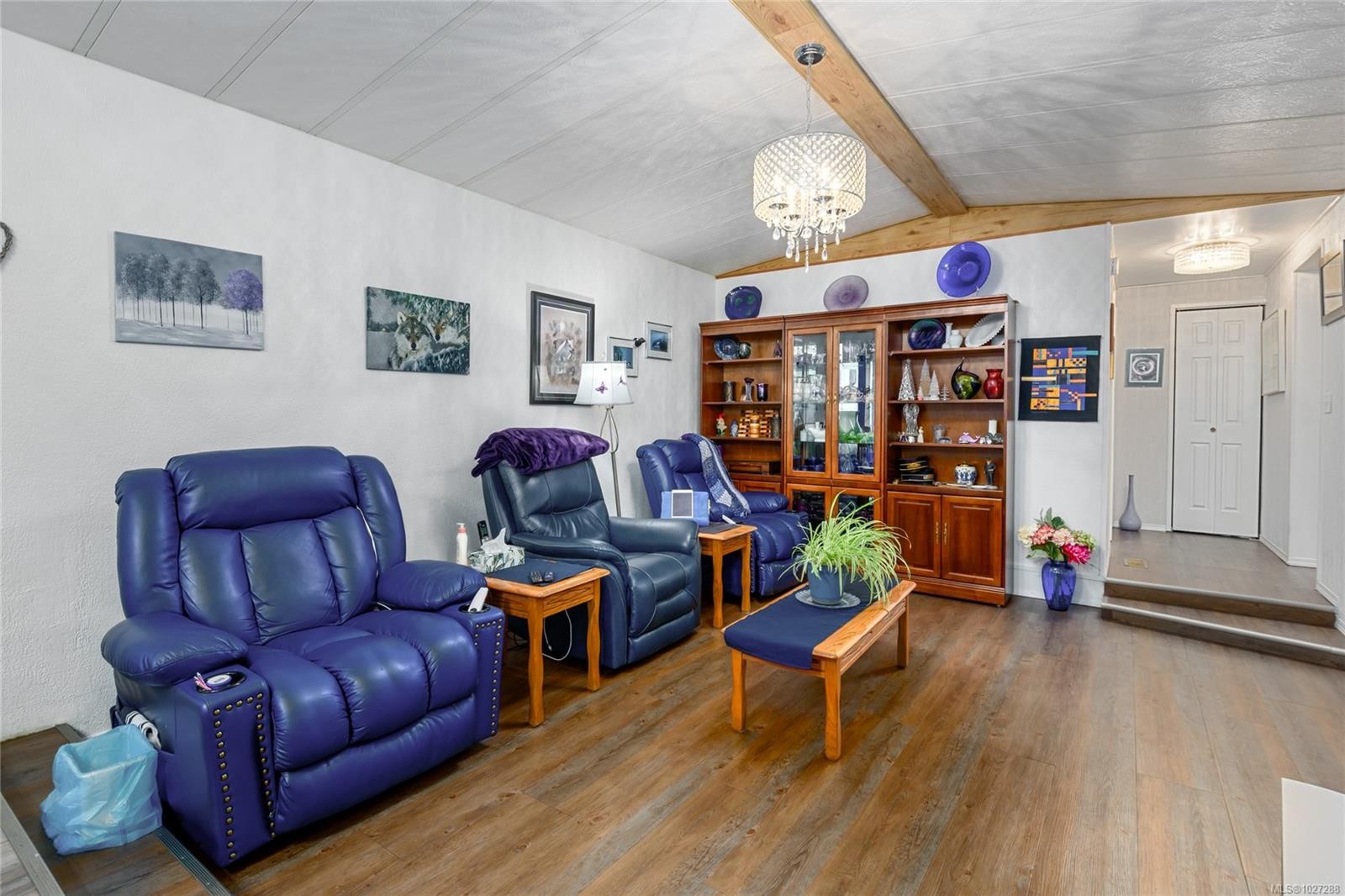 









2700


Woodburn

Rd, 113,
Campbell River,




BC
V9W 4R4

