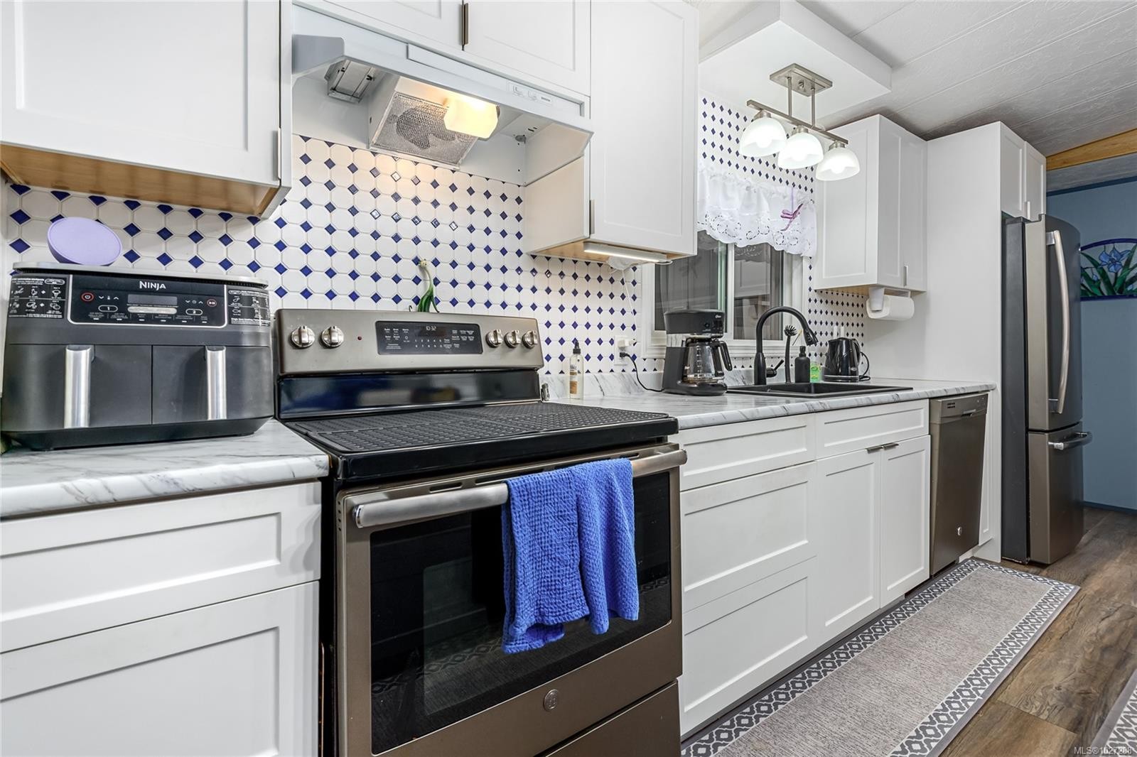 









2700


Woodburn

Rd, 113,
Campbell River,




BC
V9W 4R4

